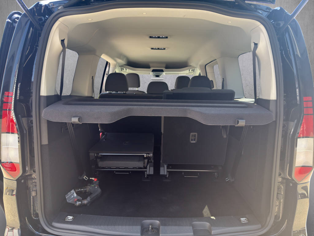 VW Caddy Maxi 2.0 TDI 122 DSG-image-15