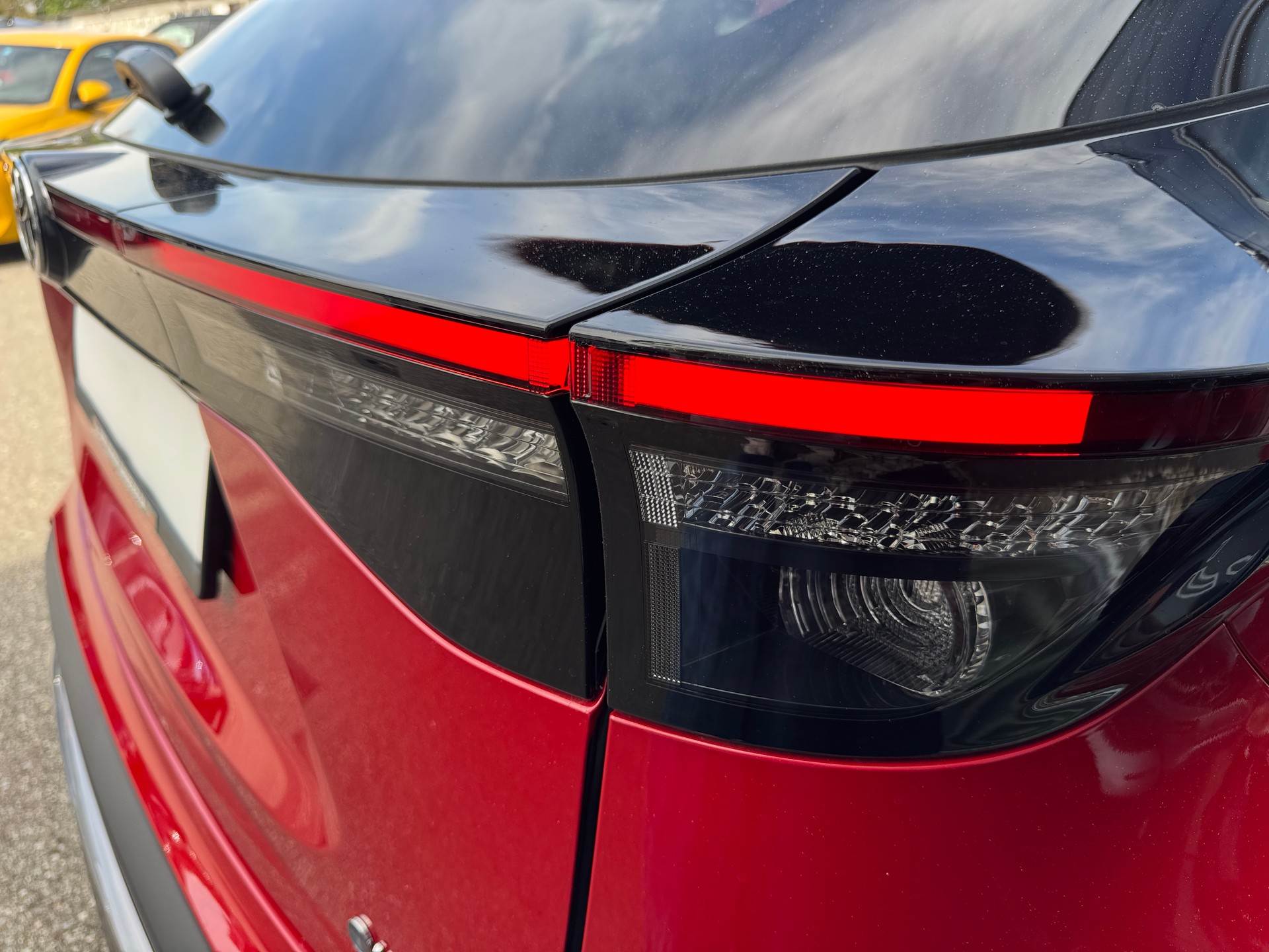 TOYOTA Yaris Cross 1.5 Premium e-CVT-image-7