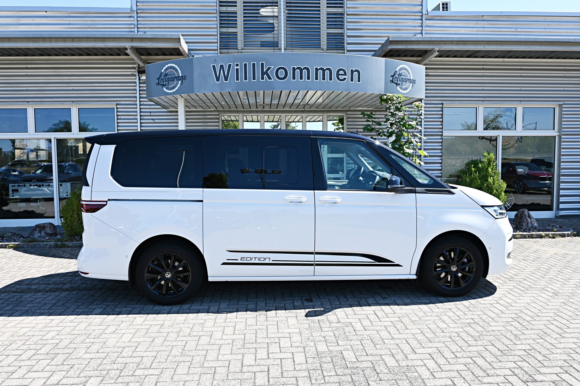 VW Multivan 2.0 TDI Life Edition DSG Lang 7-Plätzer + Elektr. AHK für 2000kg-image-4