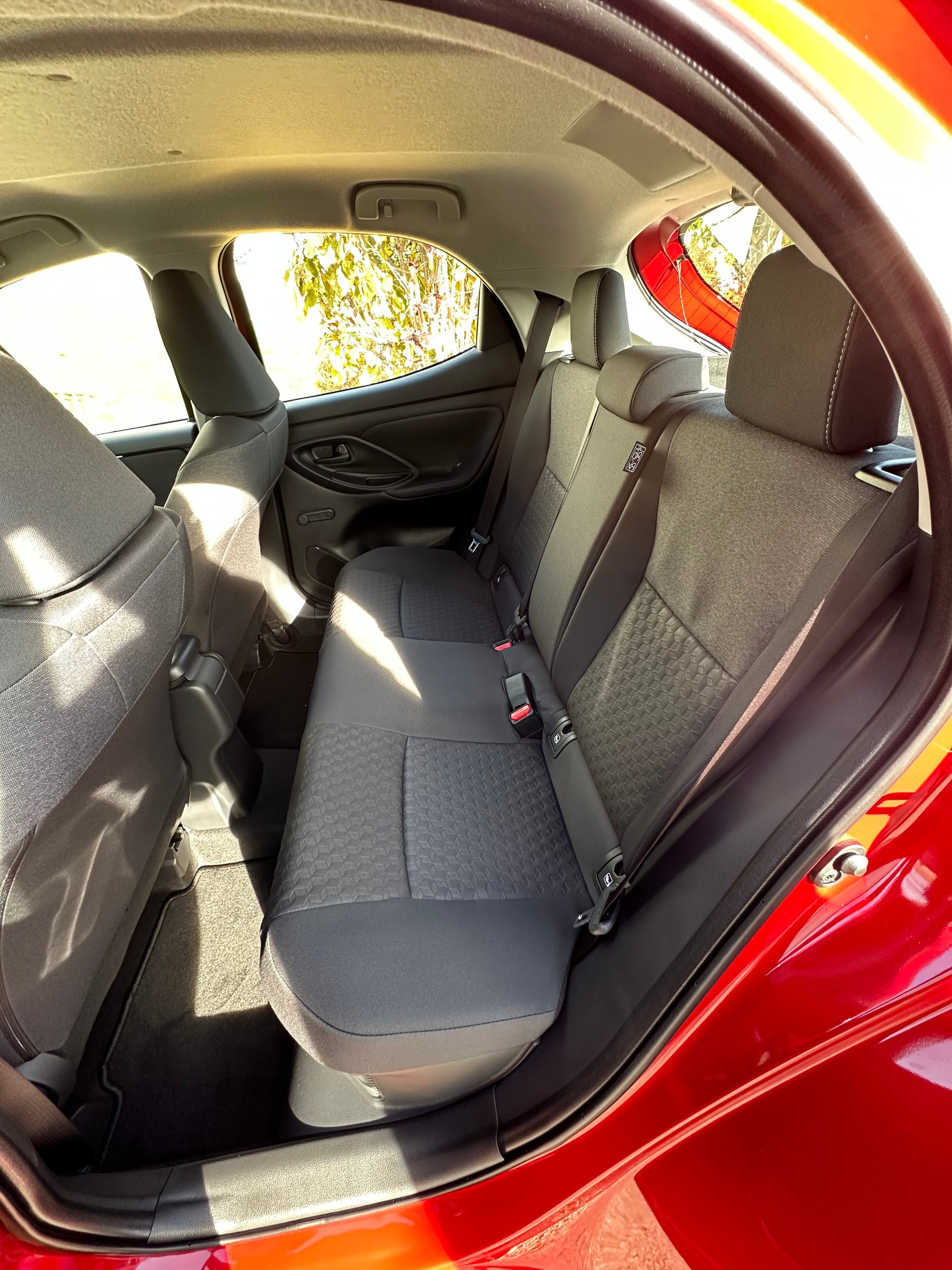 TOYOTA 1.5 VVT-i HSD Comfort-image-5