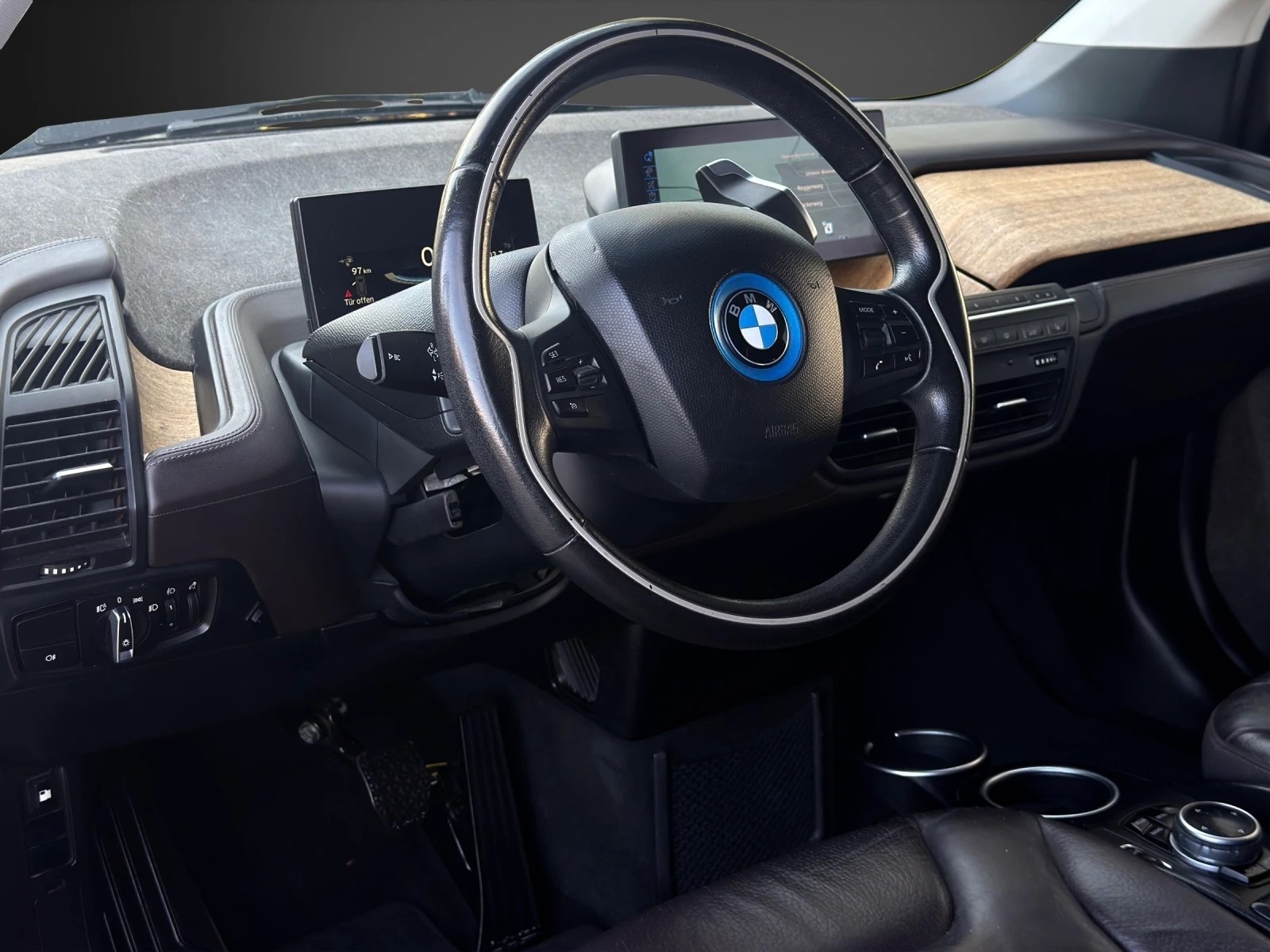 BMW i3 (60Ah) Range Extender mit 170 PS-image-7