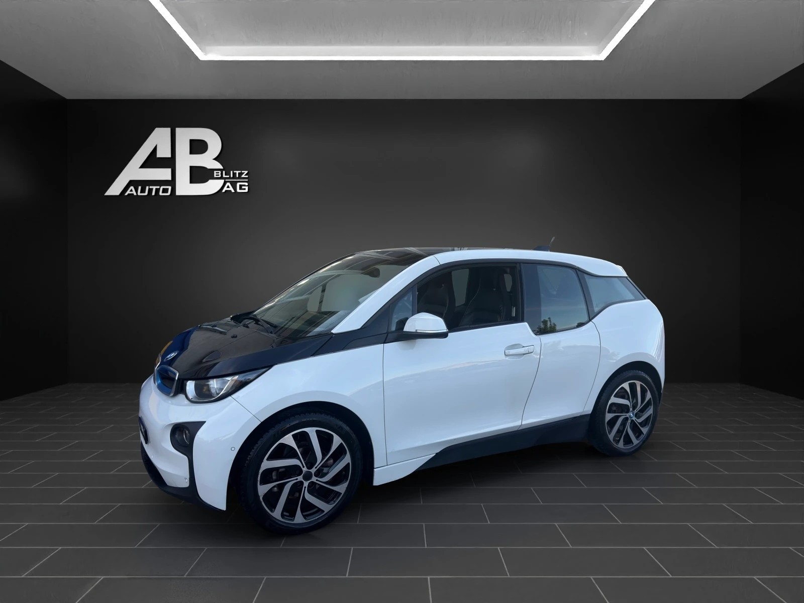 BMW i3 (60Ah) Range Extender mit 170 PS-image-1