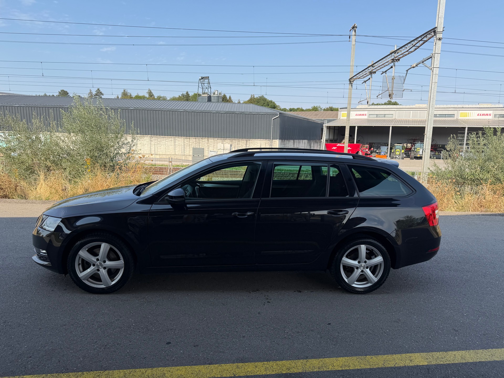 SKODA Octavia Combi 2.0 TDI Ambition 4x4 DSG-image-3