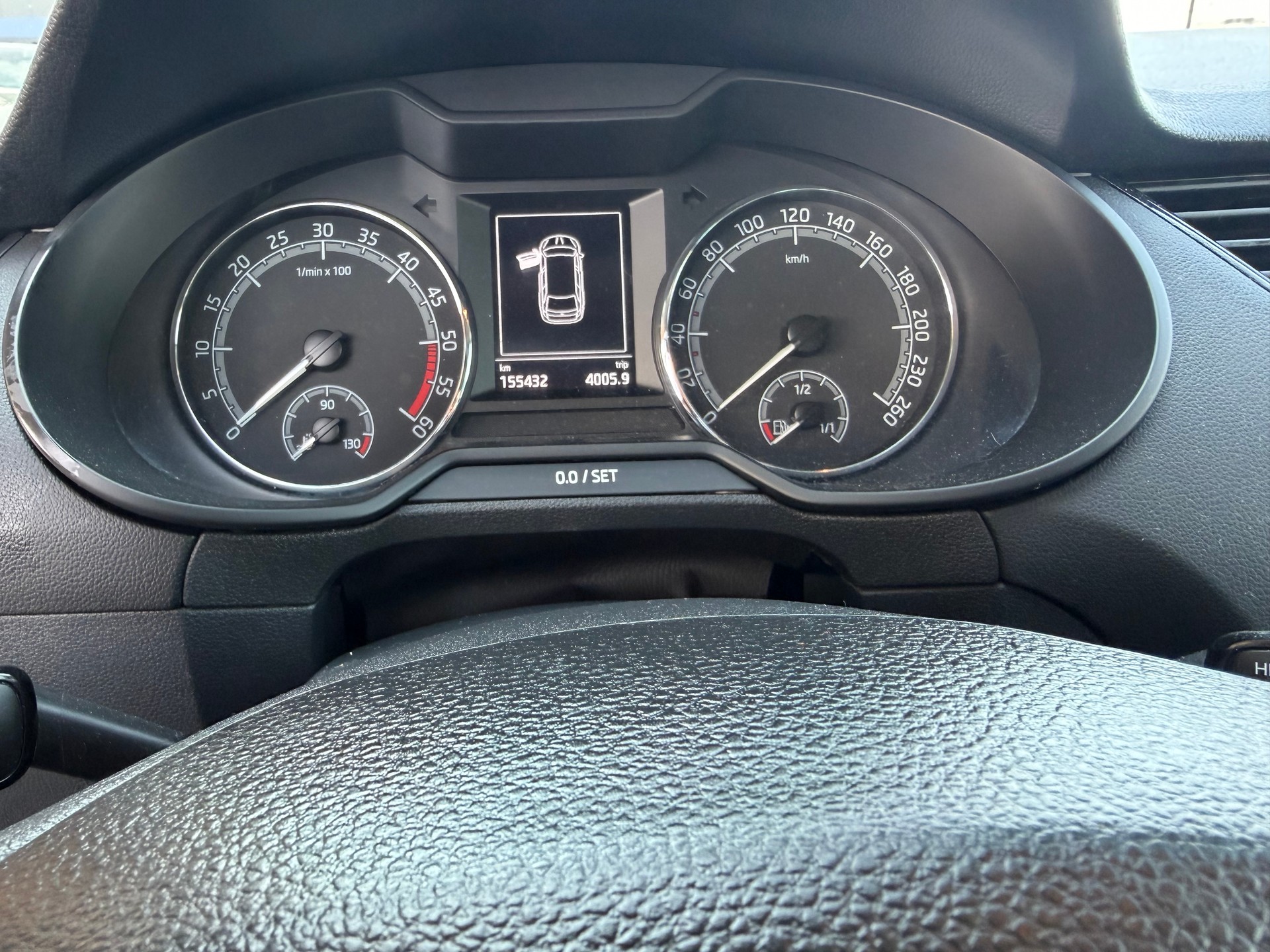 SKODA Octavia Combi 2.0 TDI Ambition 4x4 DSG-image-4