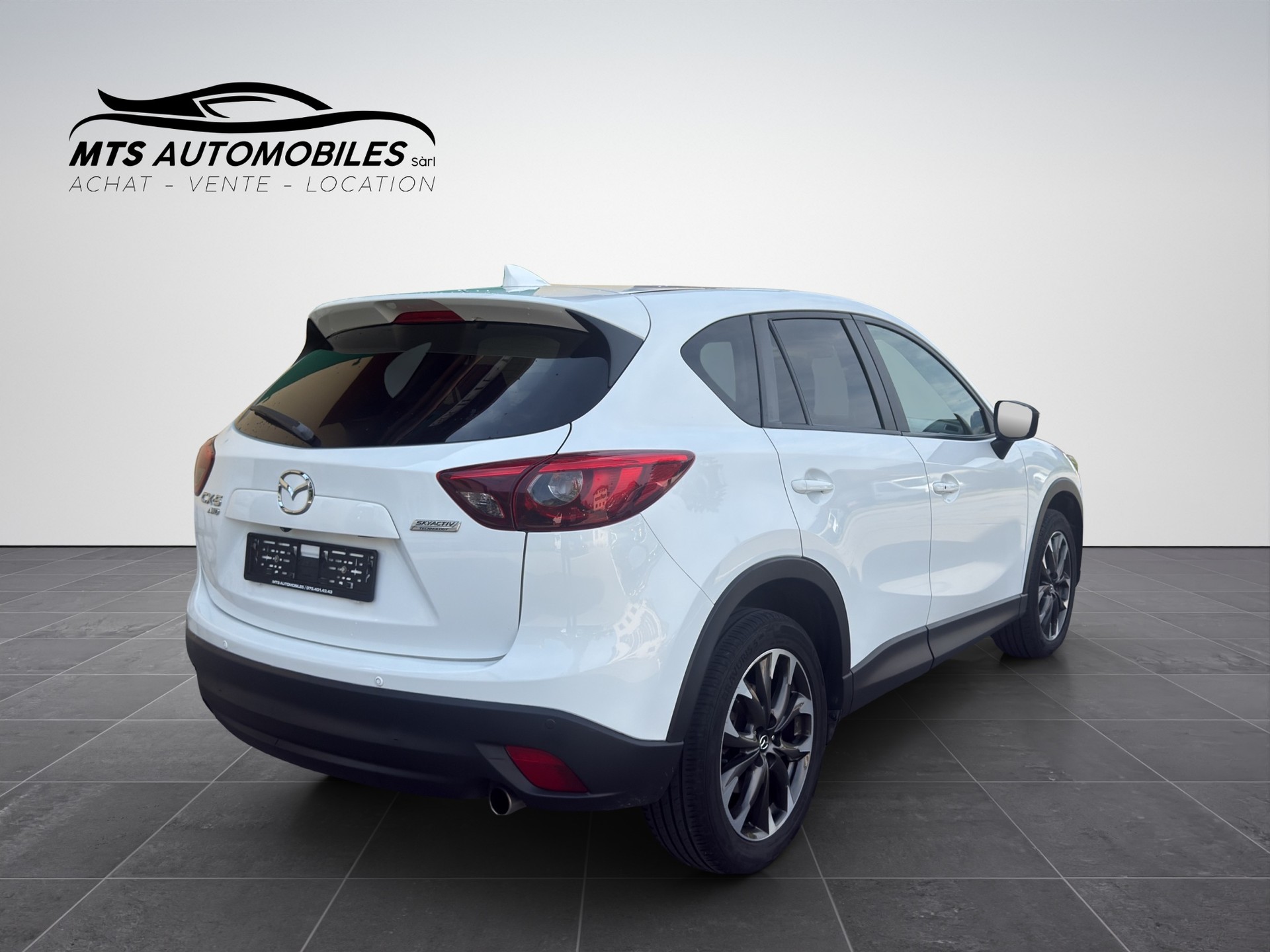 MAZDA CX-5 2.0 AWD-image-5
