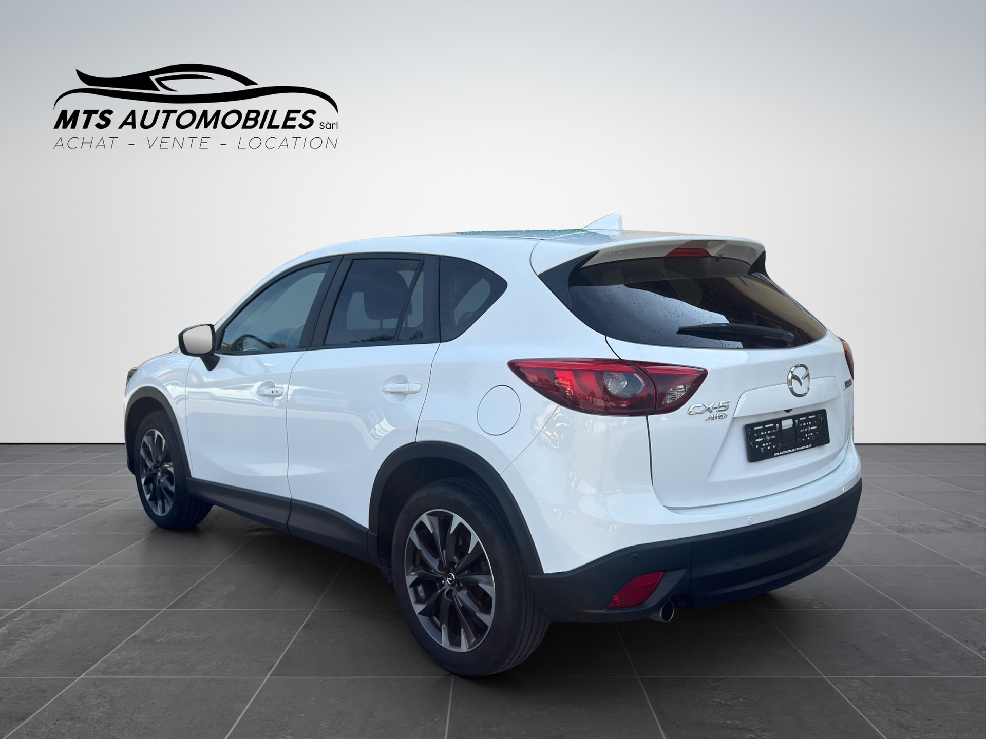 MAZDA CX-5 2.0 AWD-image-3