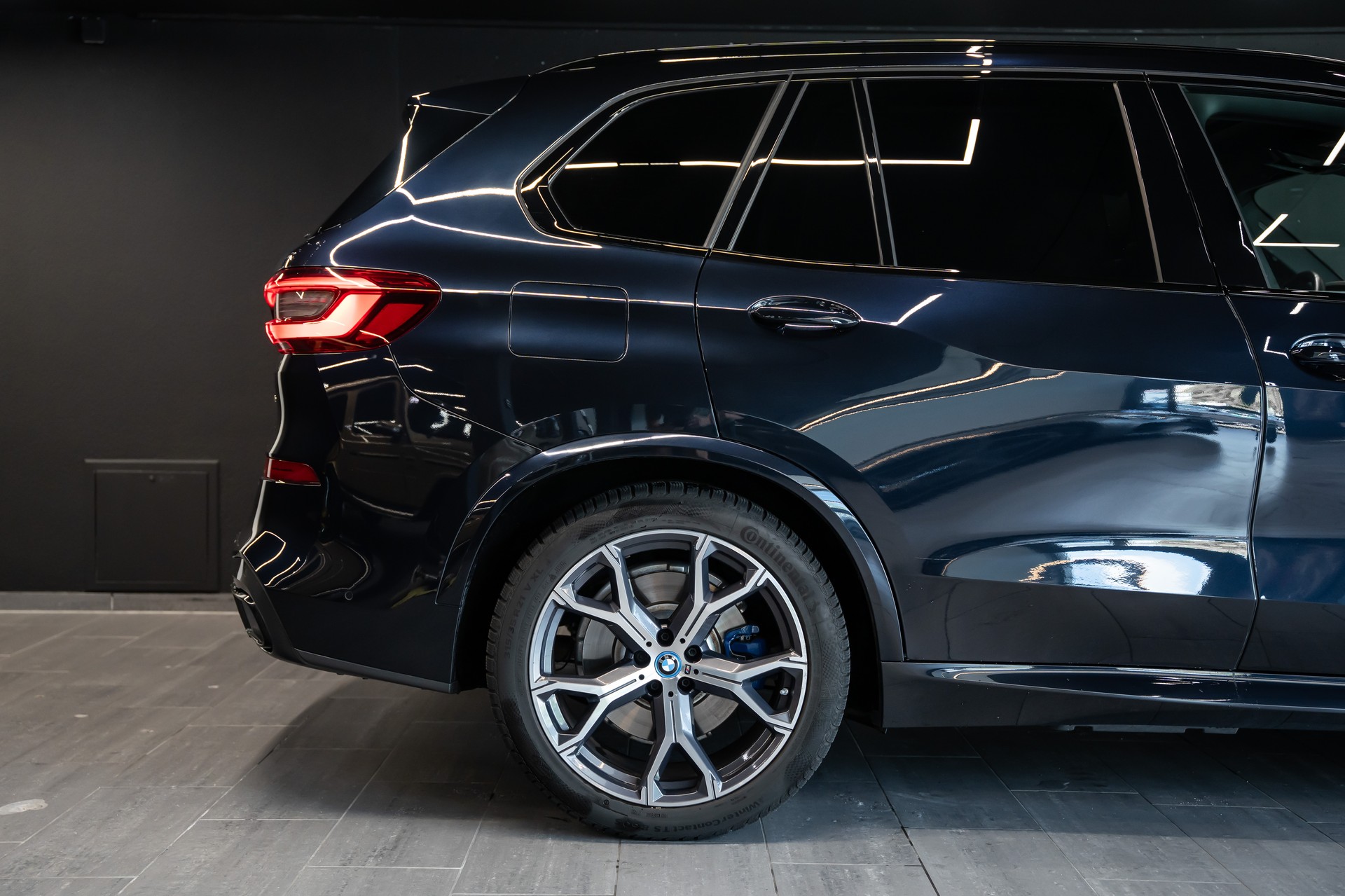 BMW X5 xDrive45e M Sport Steptronic-image-4