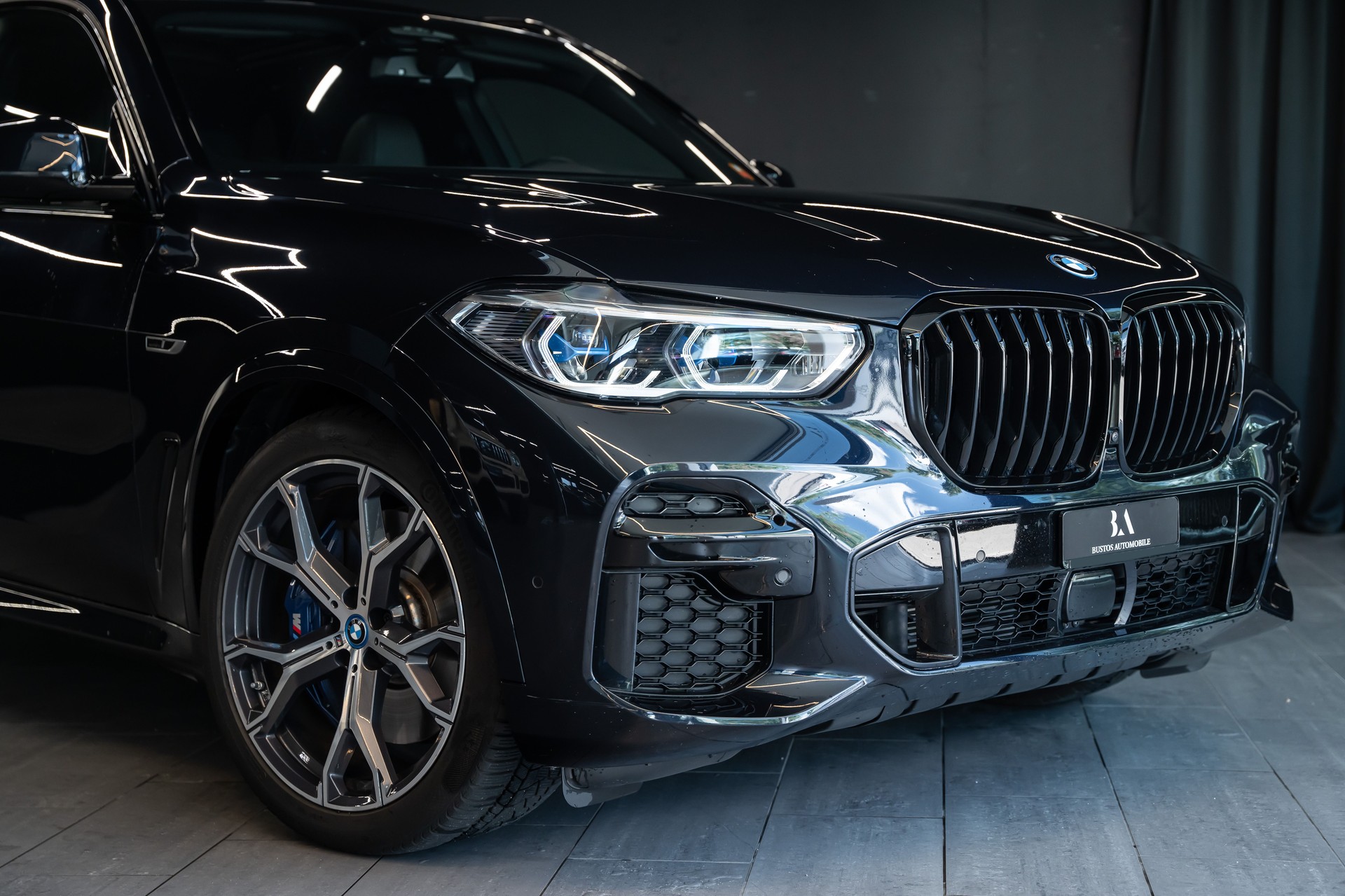 BMW X5 xDrive45e M Sport Steptronic-image-1