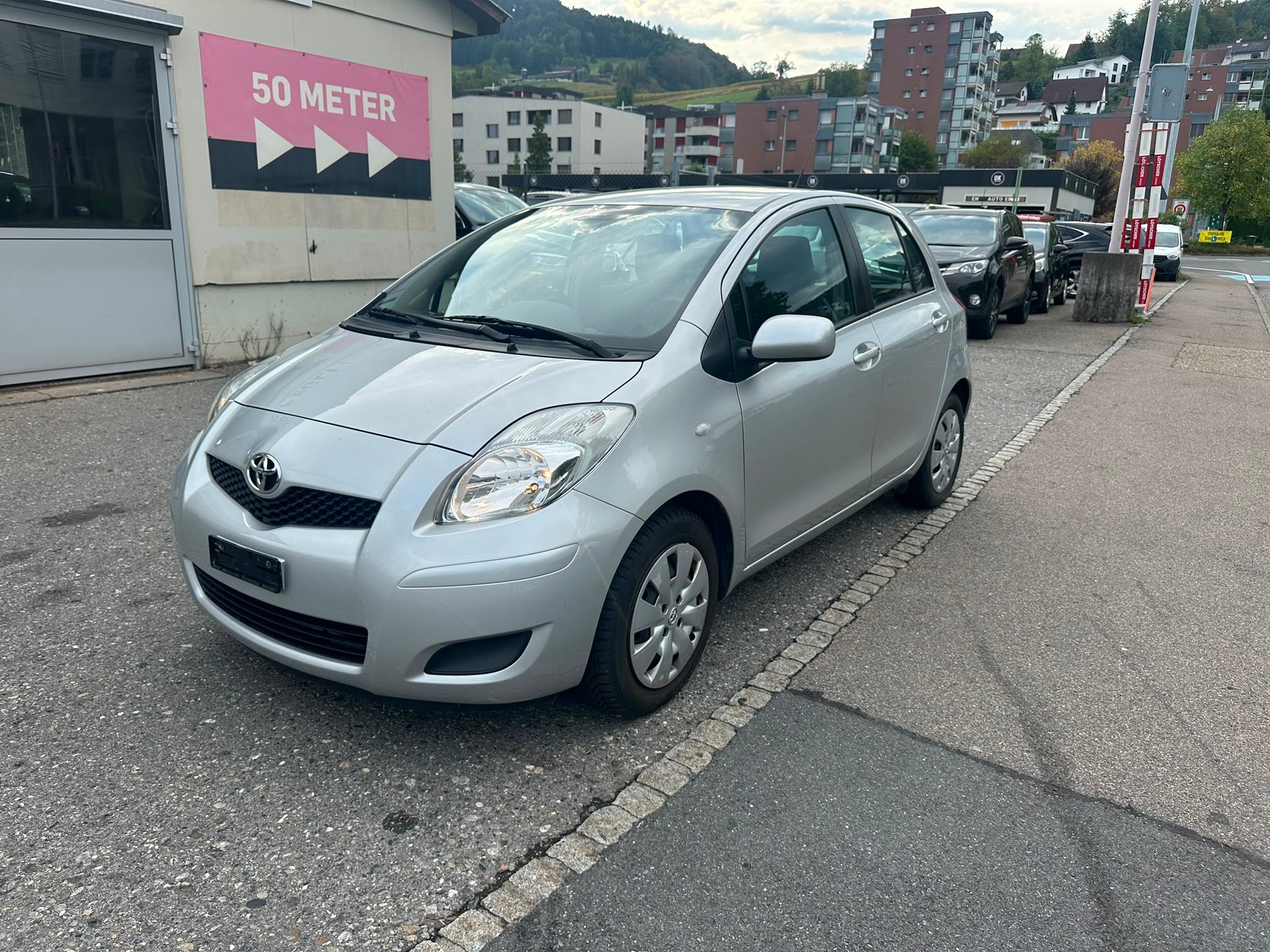 TOYOTA Yaris 1.33 Linea Sol-image-0