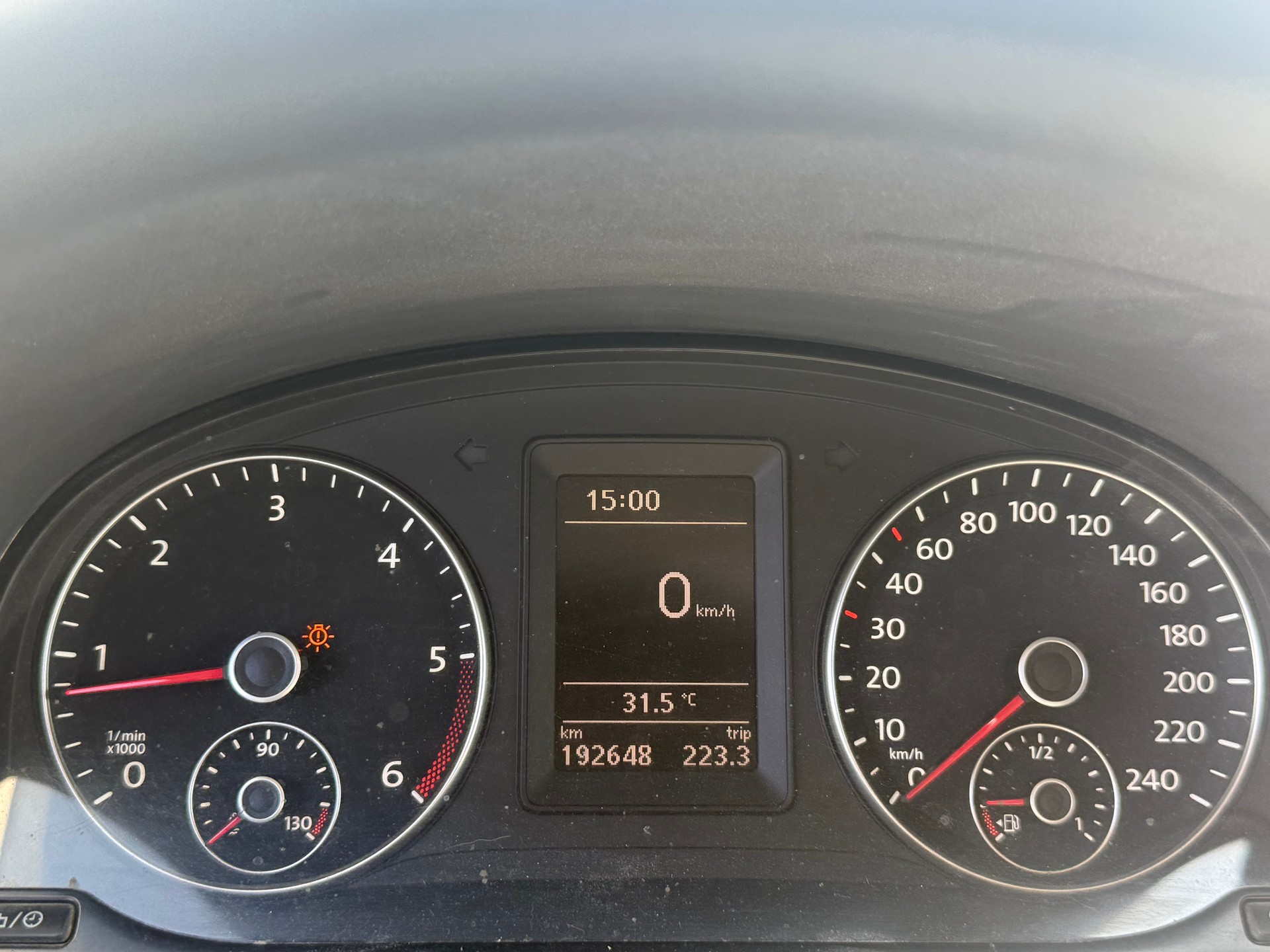 VW Caddy 2.0 D 4 motion-image-7