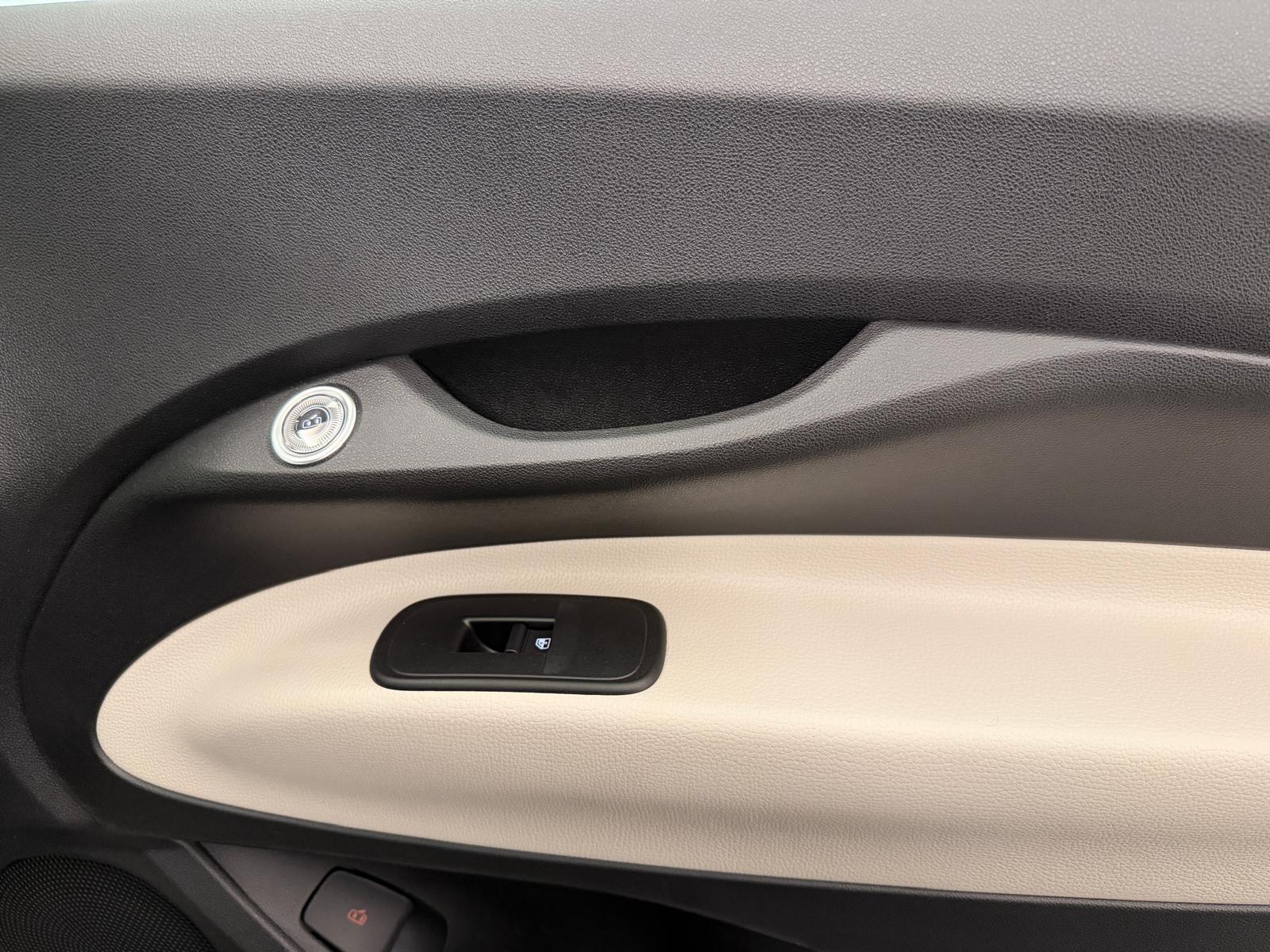 FIAT 500 La Prima-image-18