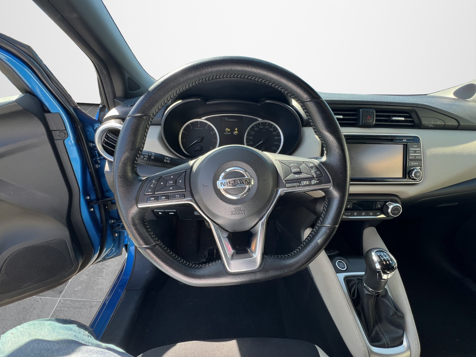 NISSAN Micra 0.9 IG-T Acenta-image-9