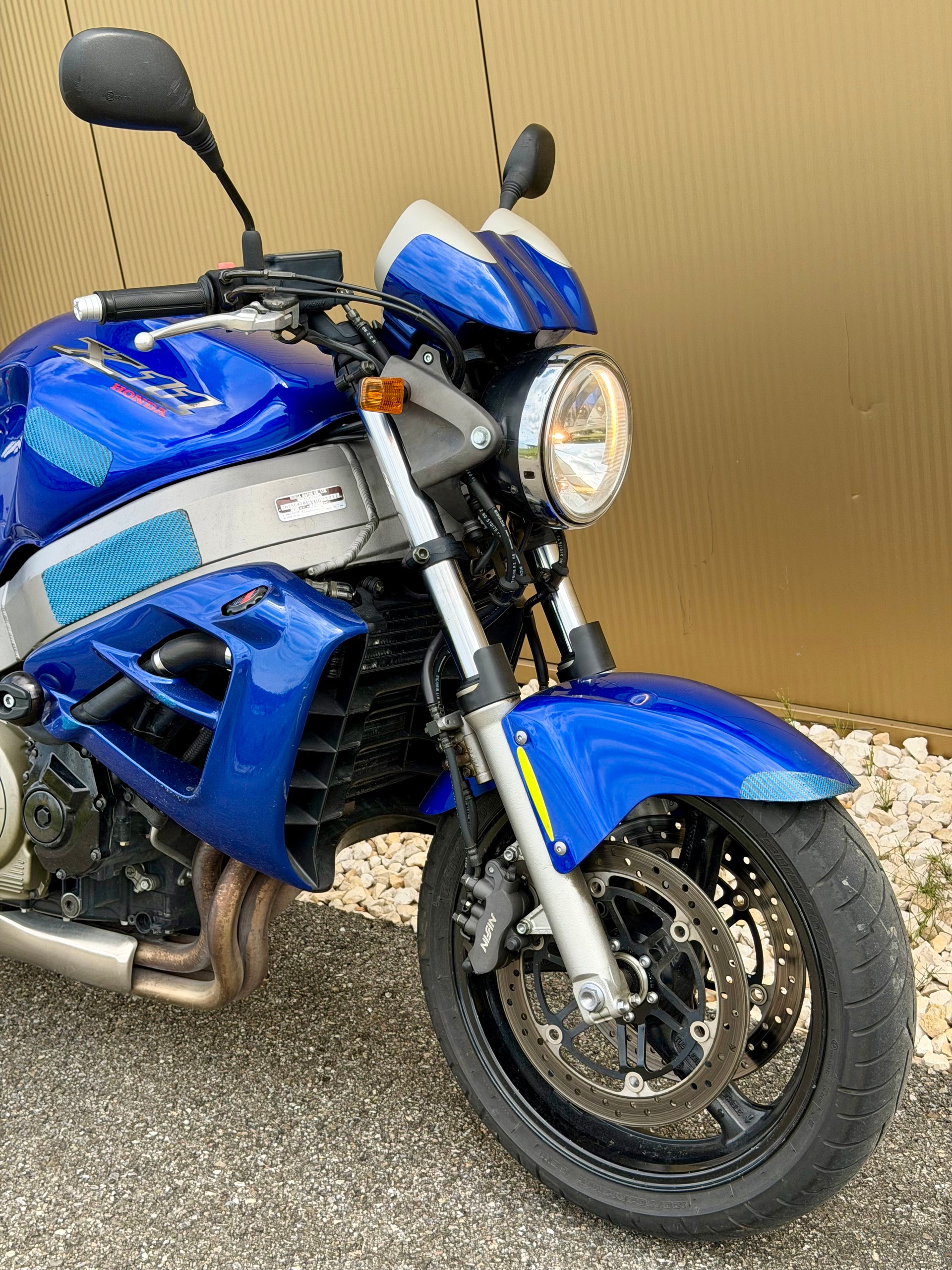 HONDA CB 1100 SF X11-showroom-element-1