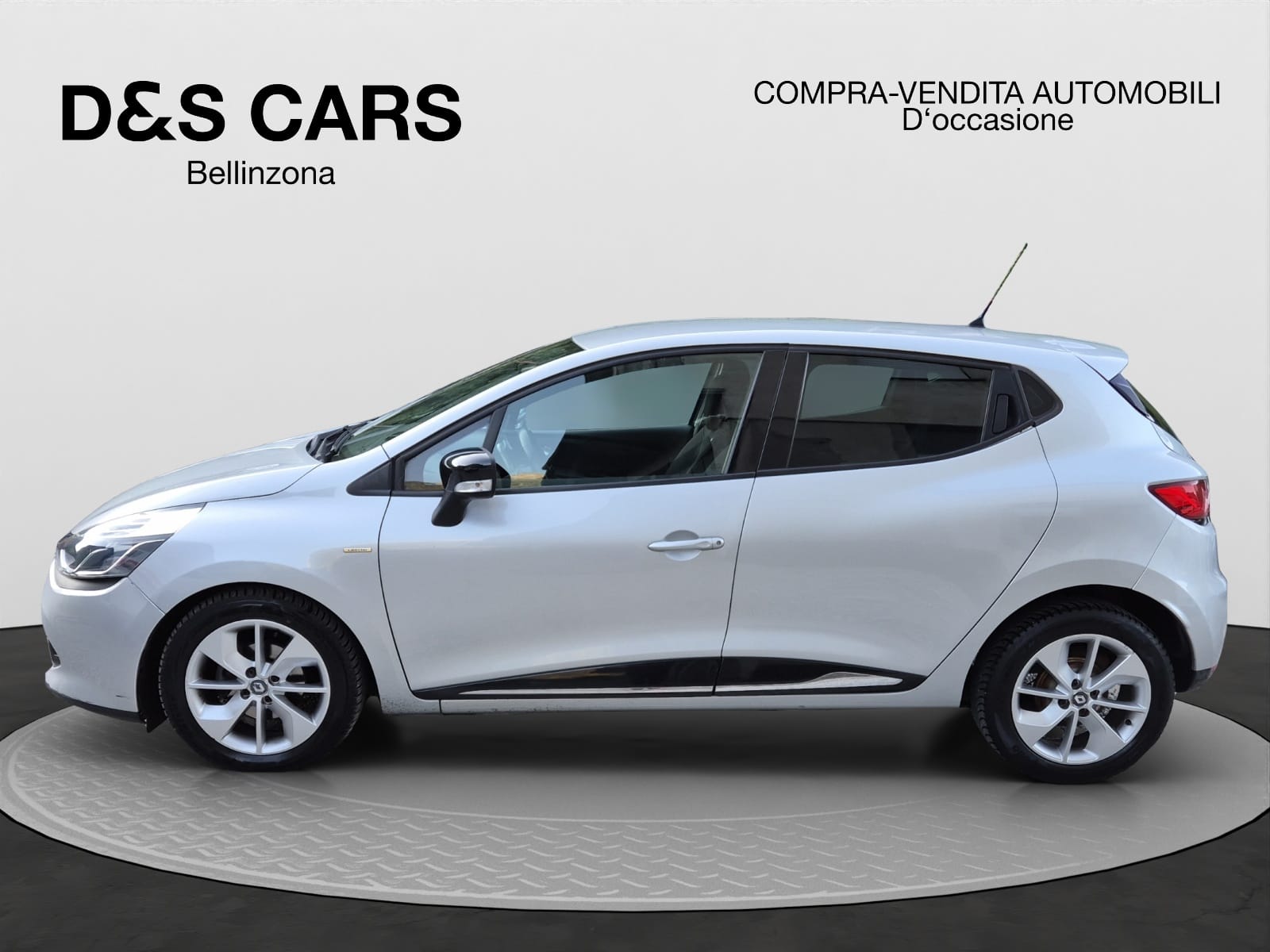 RENAULT Clio 0.9 12V Expression-image-1