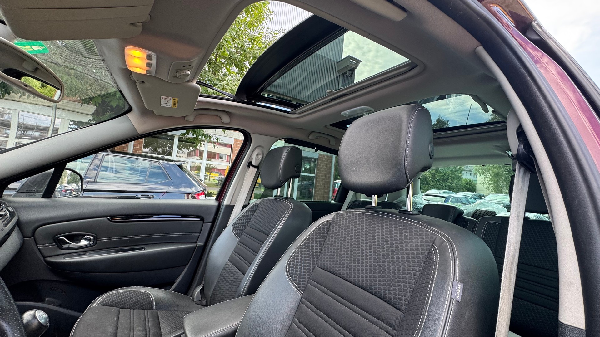 RENAULT Scénic 1.6 dCi Bose-image-7