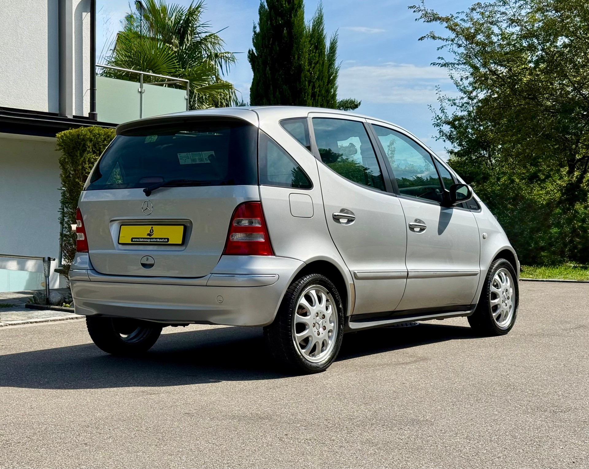 MERCEDES-BENZ A 190 Elégance Automatik | Nur 103’000 km | Frisch ab MFK-image-3