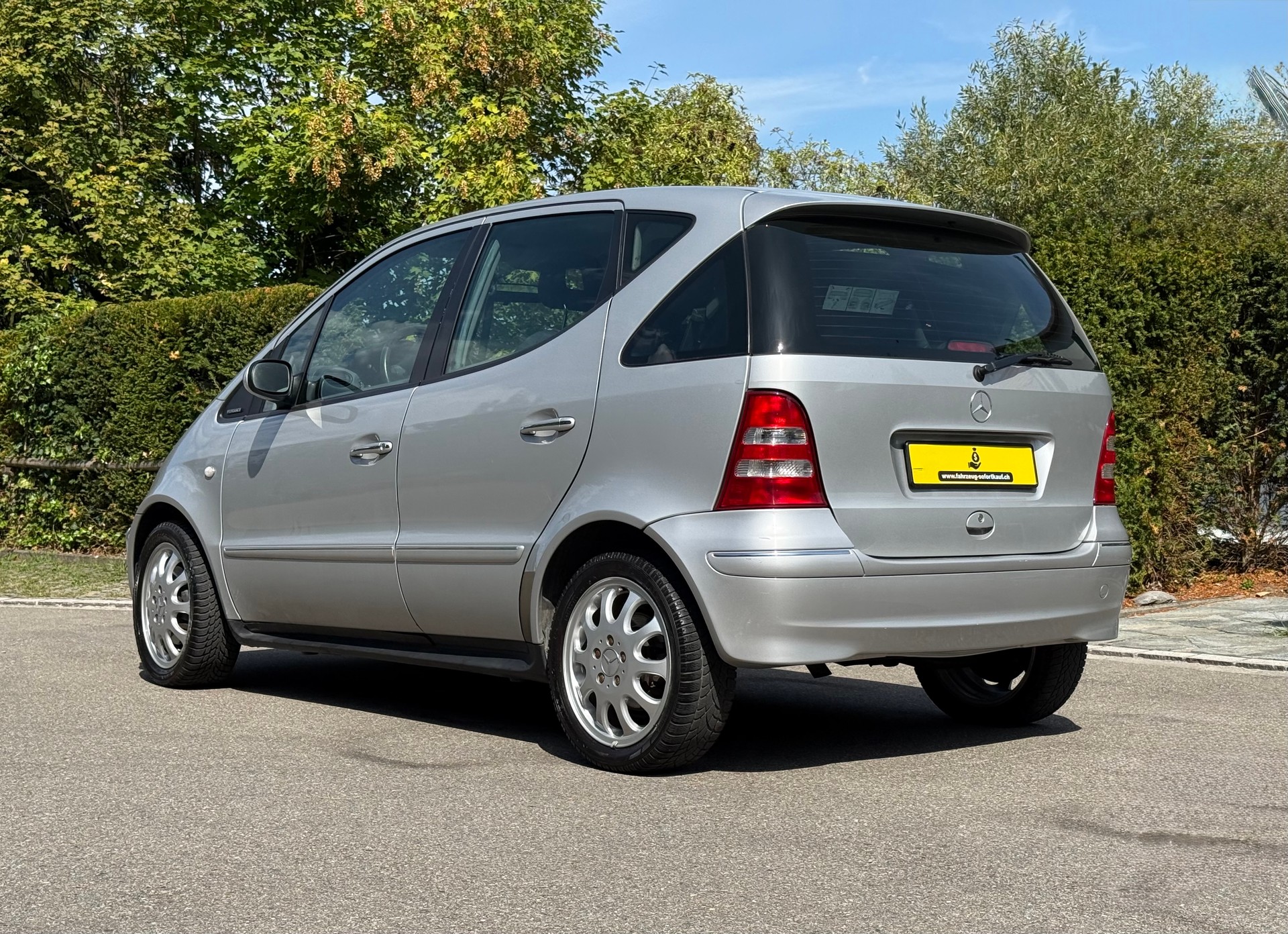 MERCEDES-BENZ A 190 Elégance Automatik | Nur 103’000 km | Frisch ab MFK-image-4
