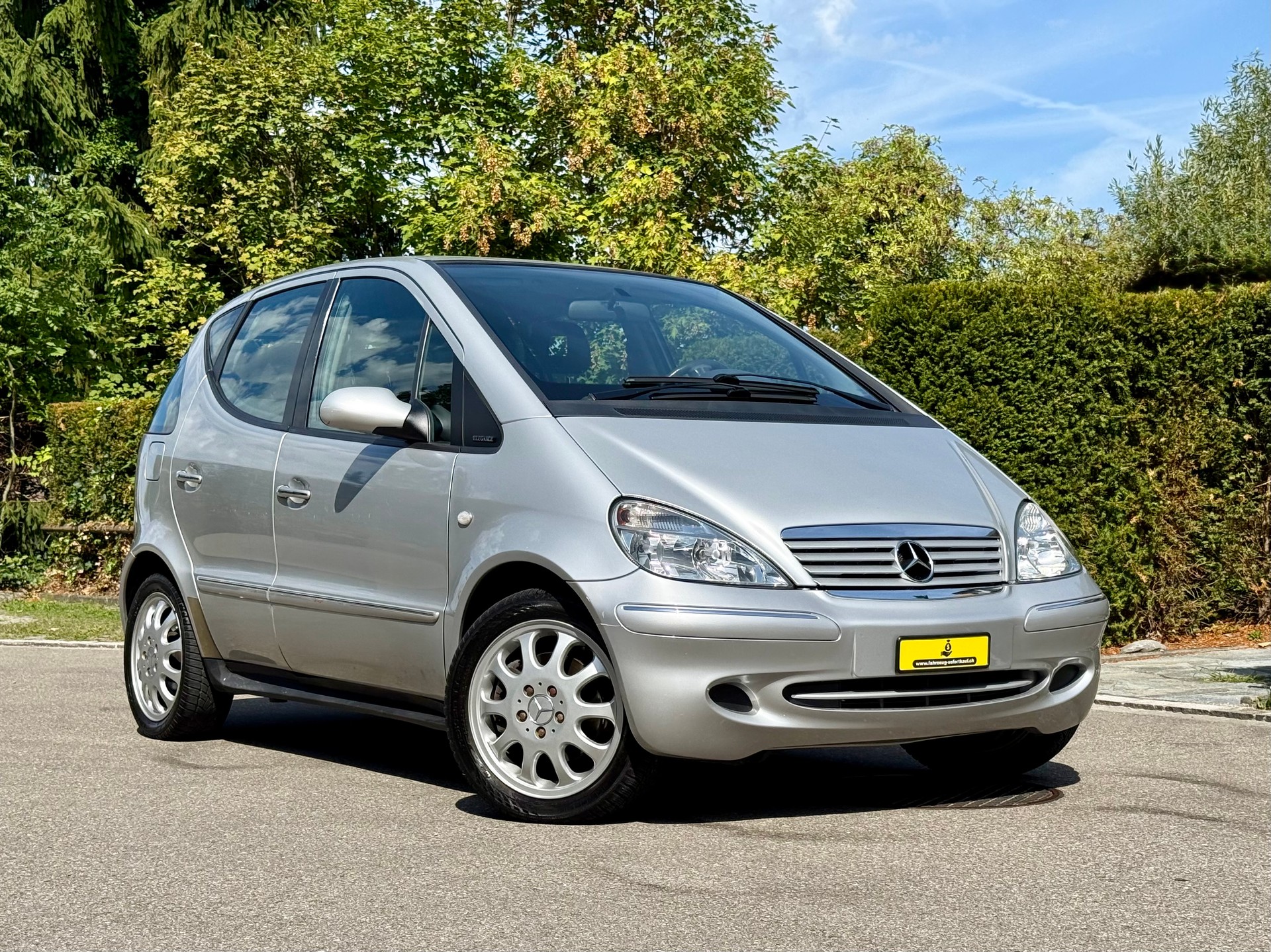 MERCEDES-BENZ A 190 Elégance Automatik | Nur 103’000 km | Frisch ab MFK-image-0