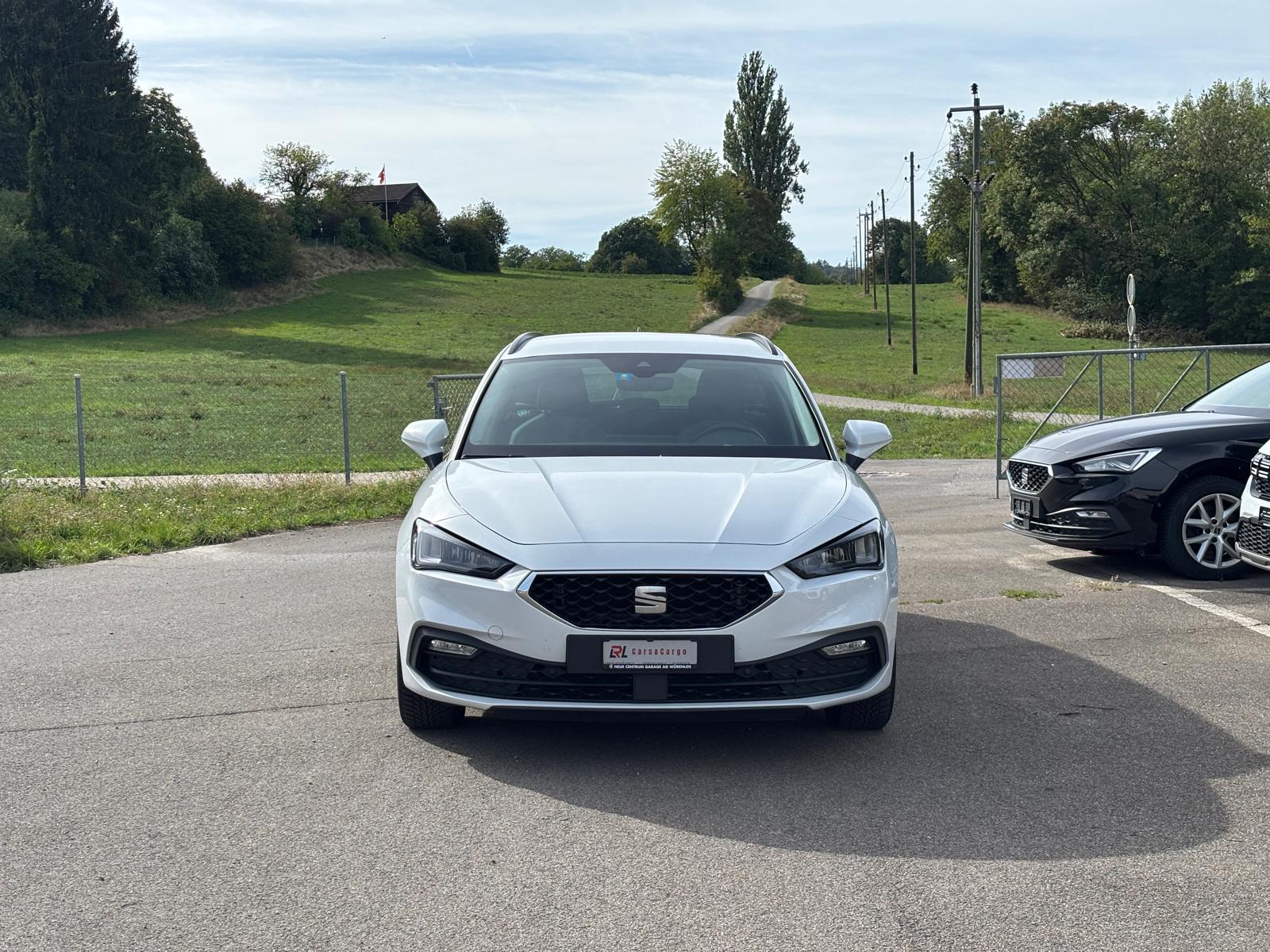 SEAT Leon ST 2.0 TDI EVO DSG Style-image-1