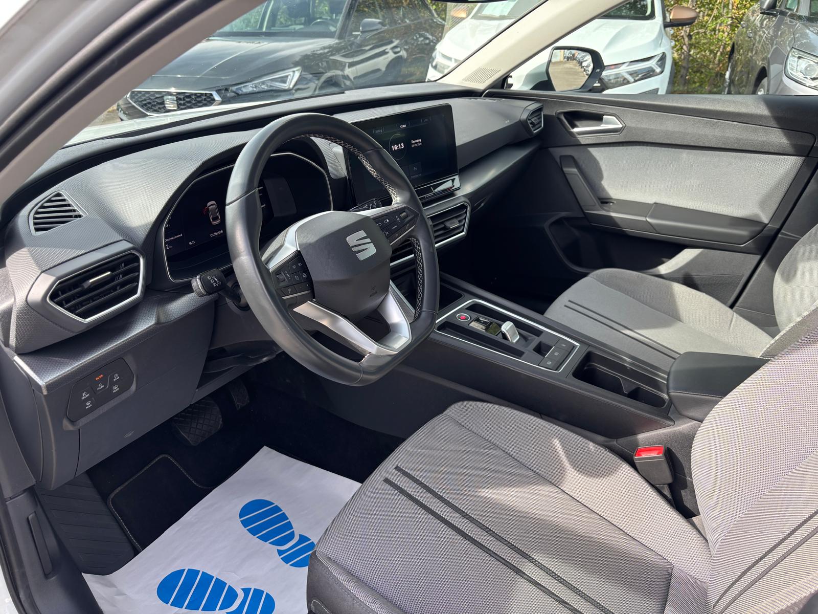 SEAT Leon ST 2.0 TDI EVO DSG Style-image-8