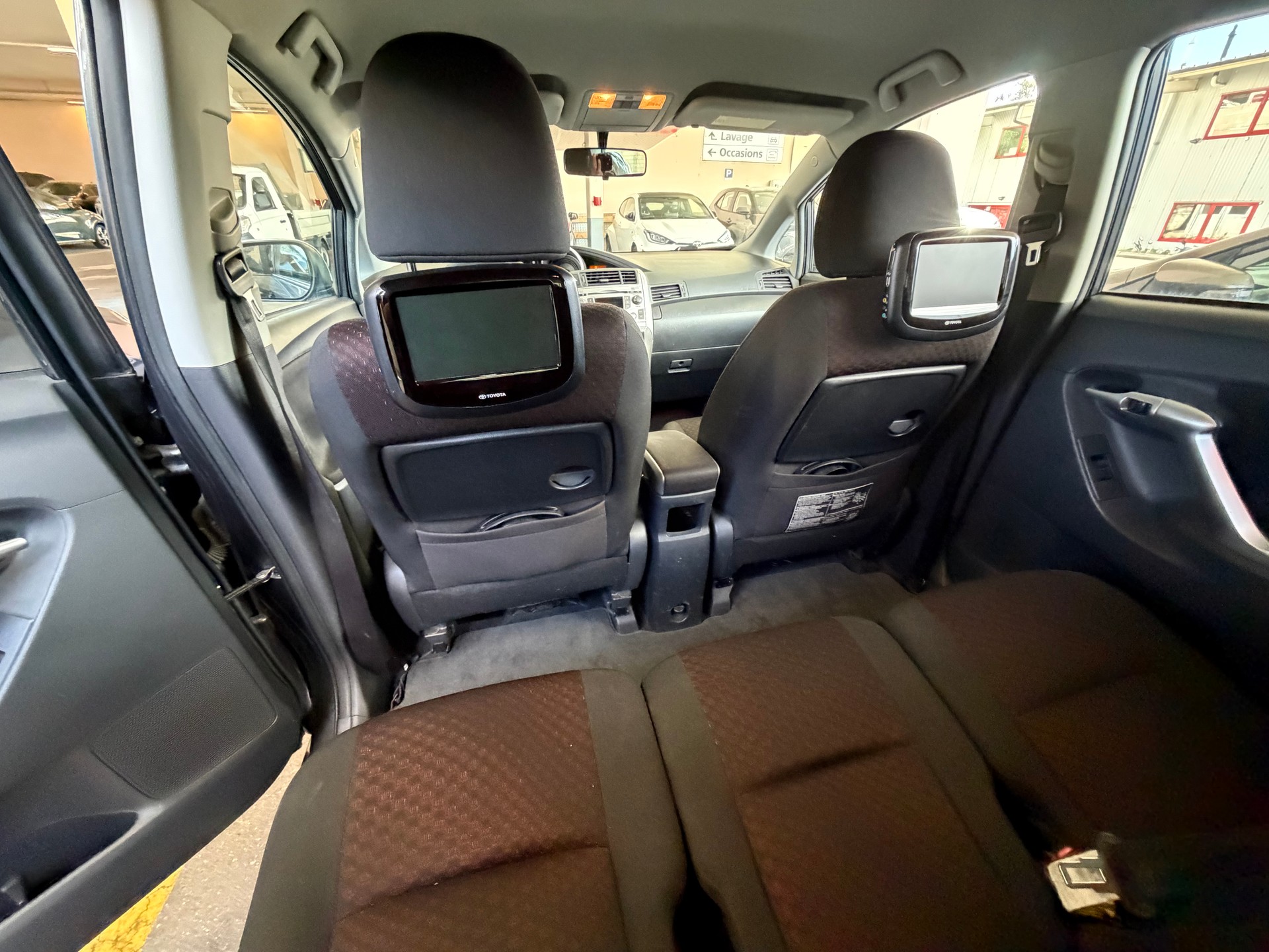 TOYOTA Verso 1.8 VVT Luna Family-image-3