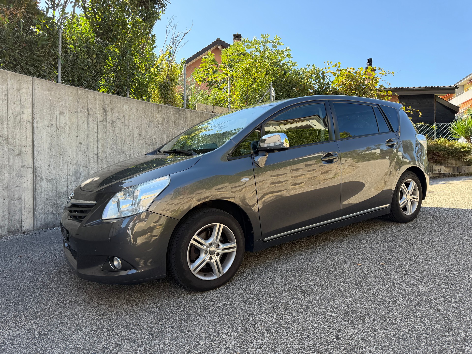 TOYOTA Verso 1.8 VVT Luna Family-image-1