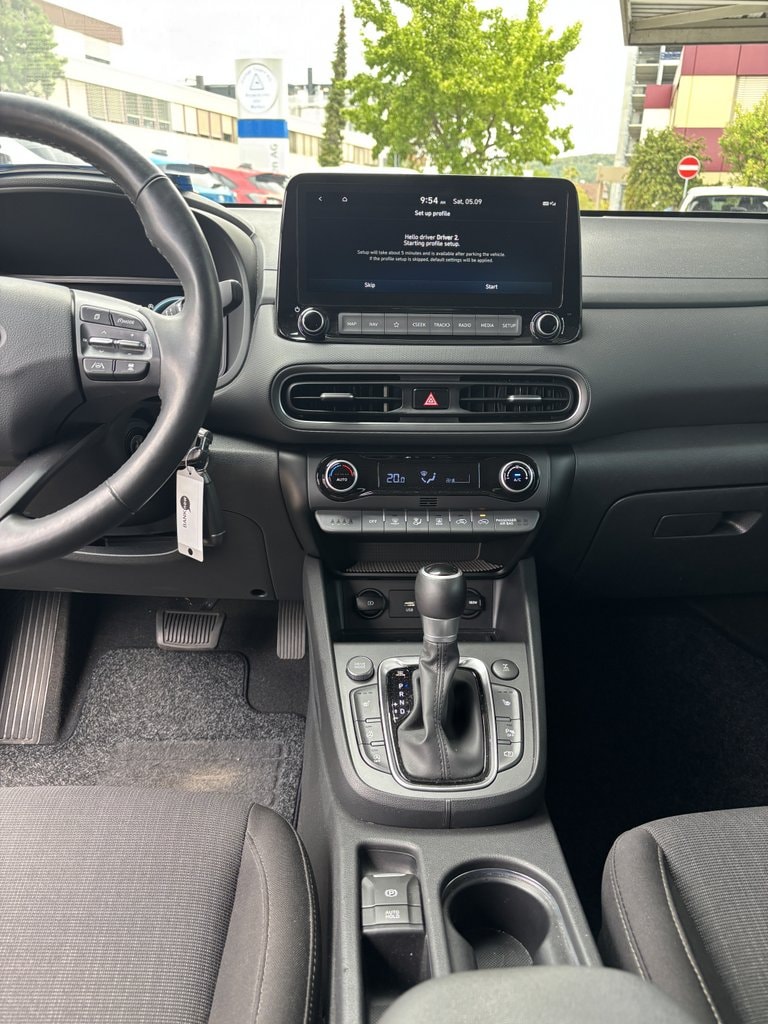 HYUNDAI Kona 1.6 T-GDi Amplia 4WD-image-2