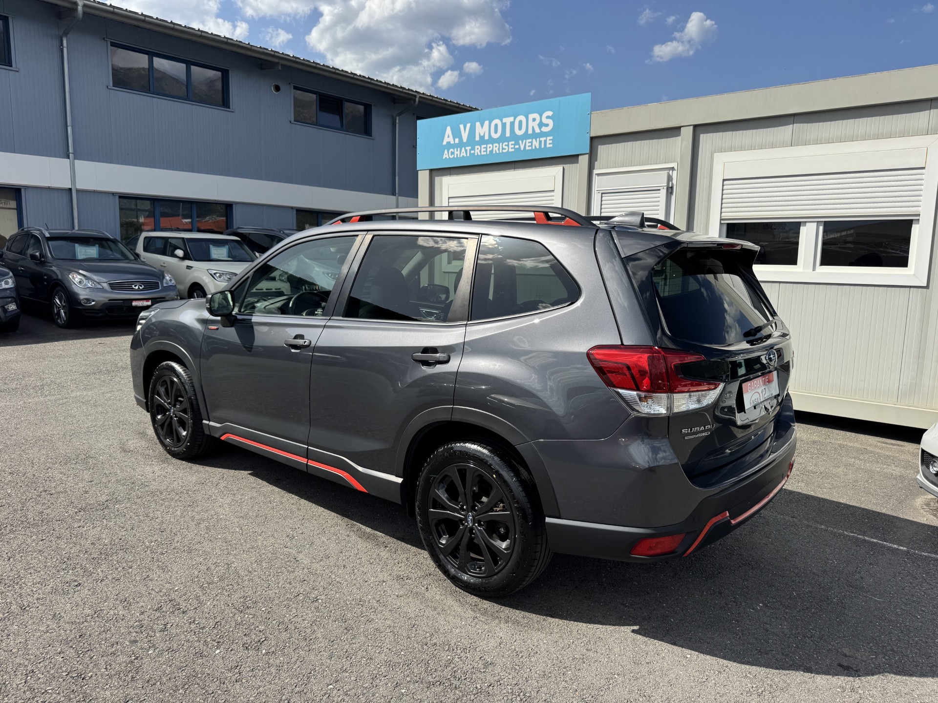 SUBARU Forester 2.0i e-Boxer Sport Lineartronic-image-3
