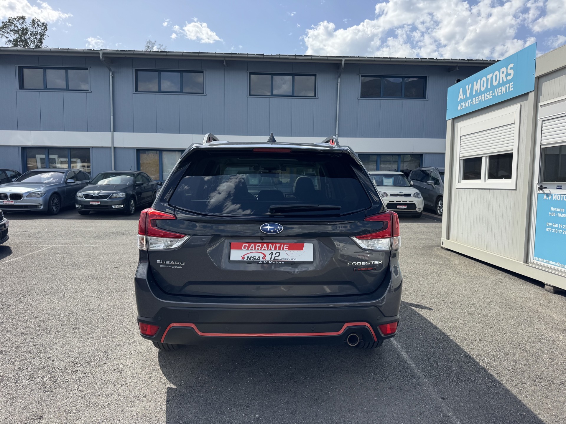SUBARU Forester 2.0i e-Boxer Sport Lineartronic-image-5