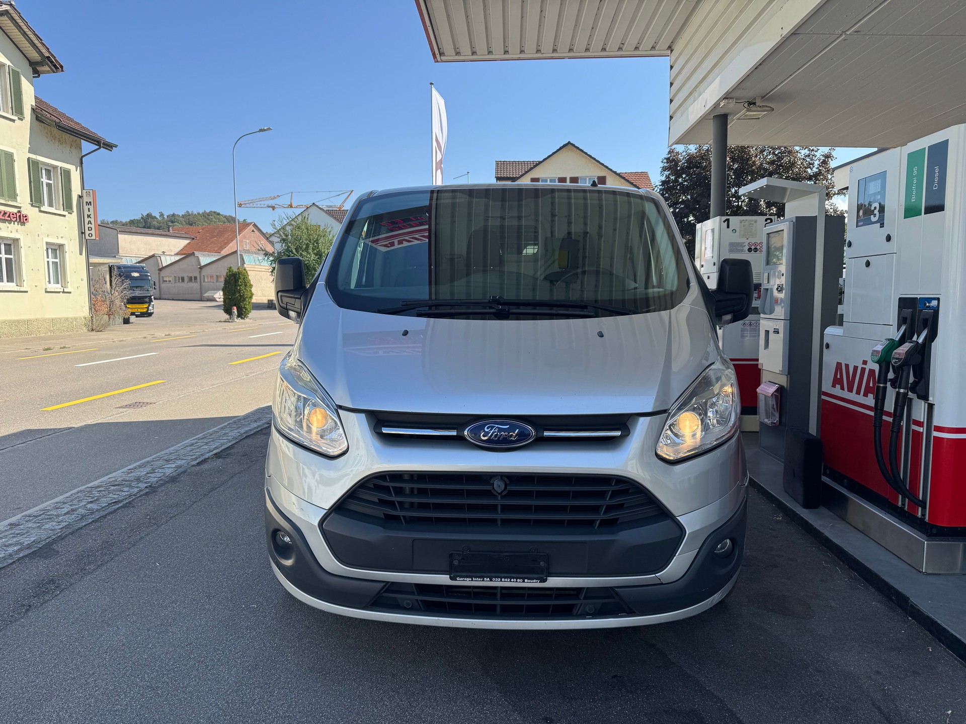 FORD Transit Custom Van 310 L2H1 Limited-image-8