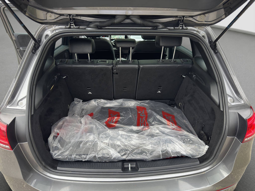 MERCEDES-BENZ B 250 AMG Line 4matic-image-11