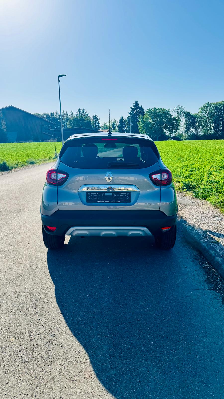 RENAULT Captur 1.2 T 16V Editione One EDC-image-3