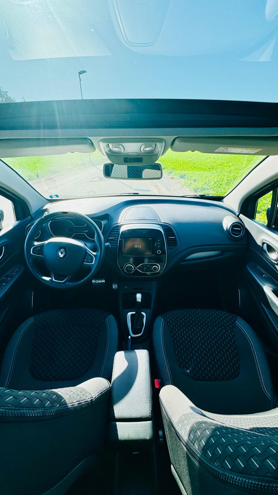 RENAULT Captur 1.2 T 16V Editione One EDC-image-6