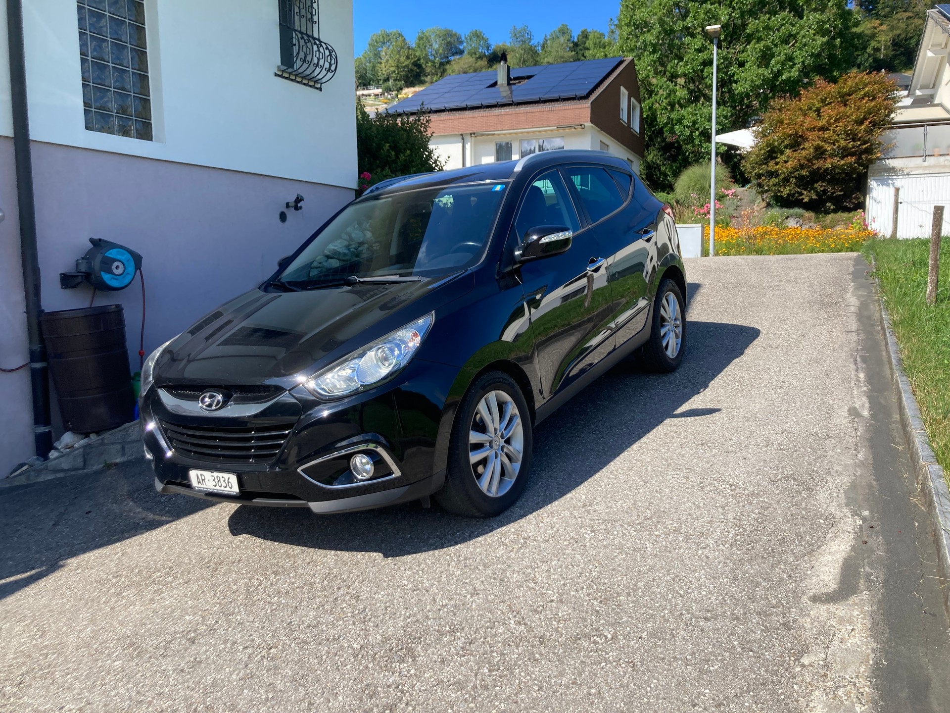 HYUNDAI iX35-image-0