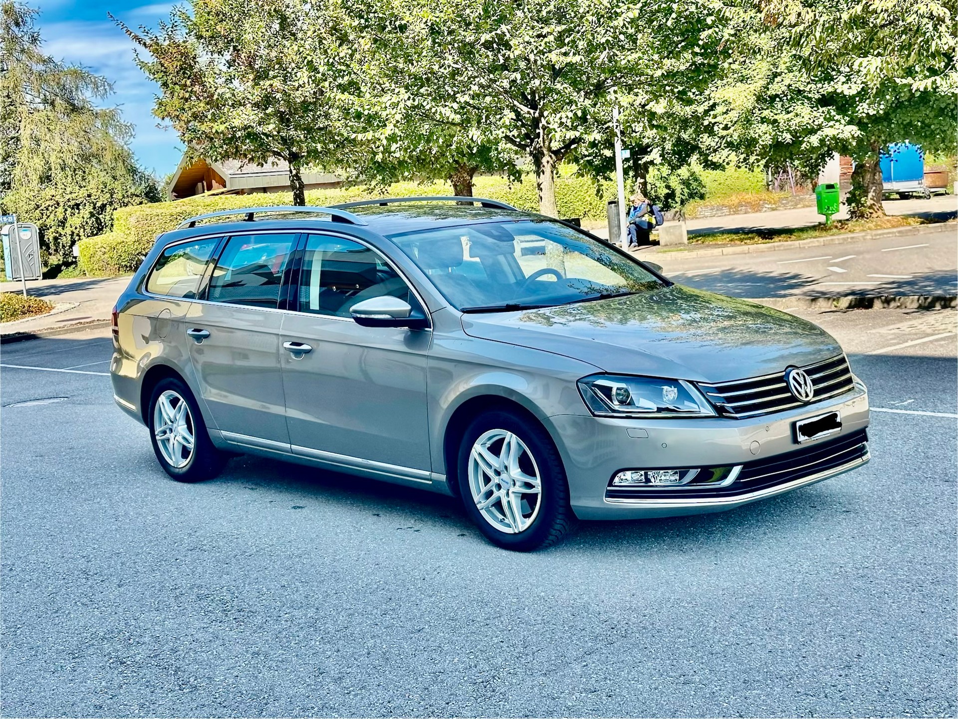 VW Passat Variant 2.0 TDI BMT Highline DSG-image-4