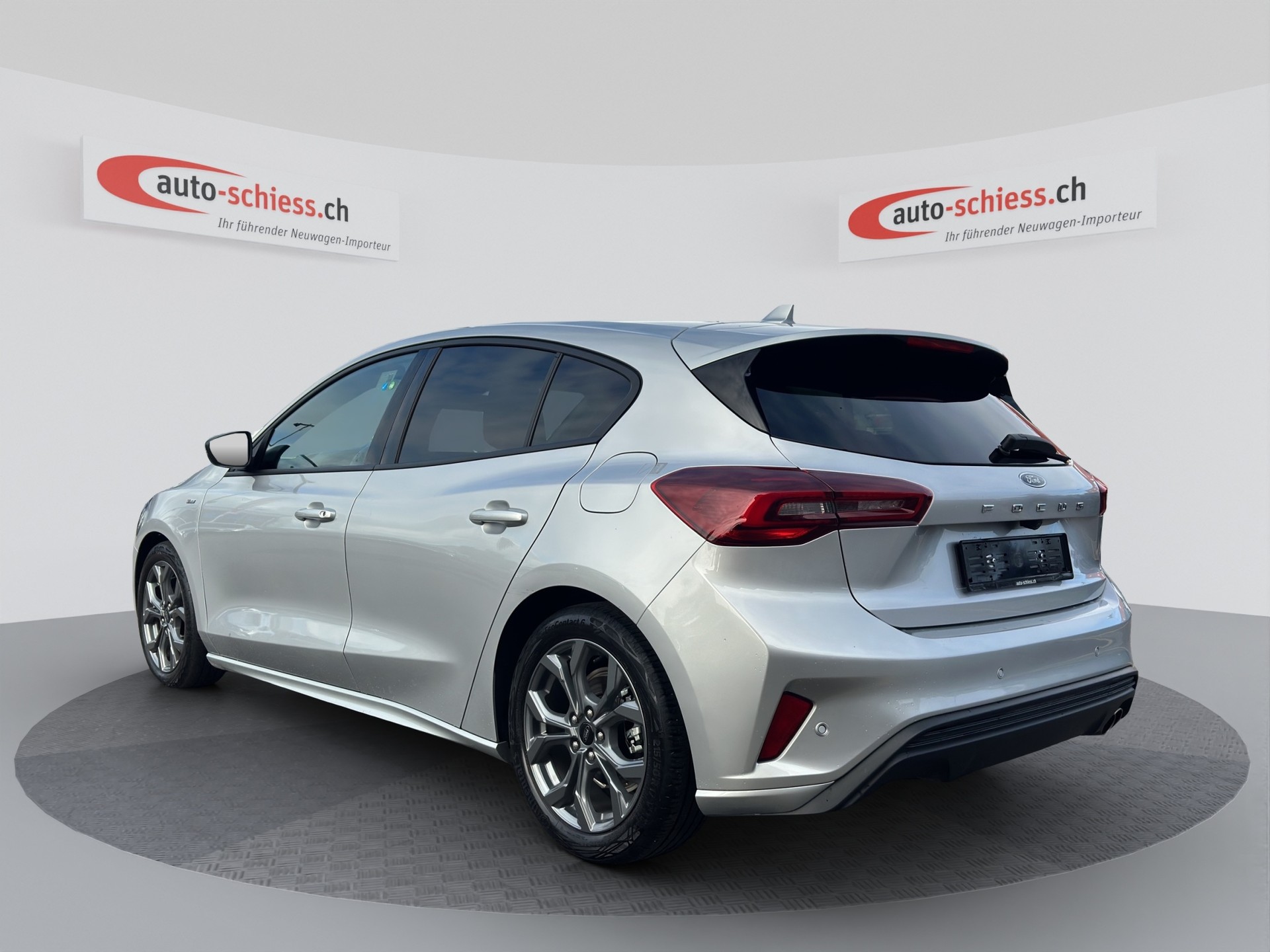 FORD Focus 1.5 TDCi EcoBlue ST-Line Automatic-image-2