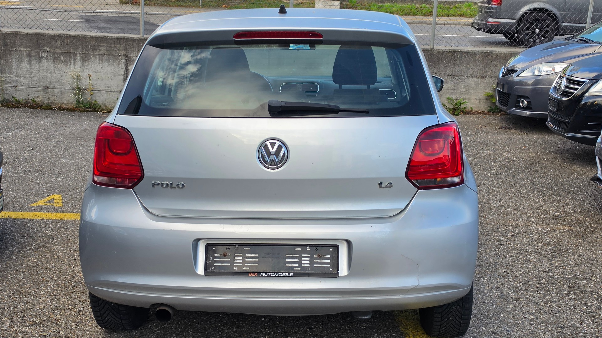 VW Polo 1.4 16V Comfortline-image-8