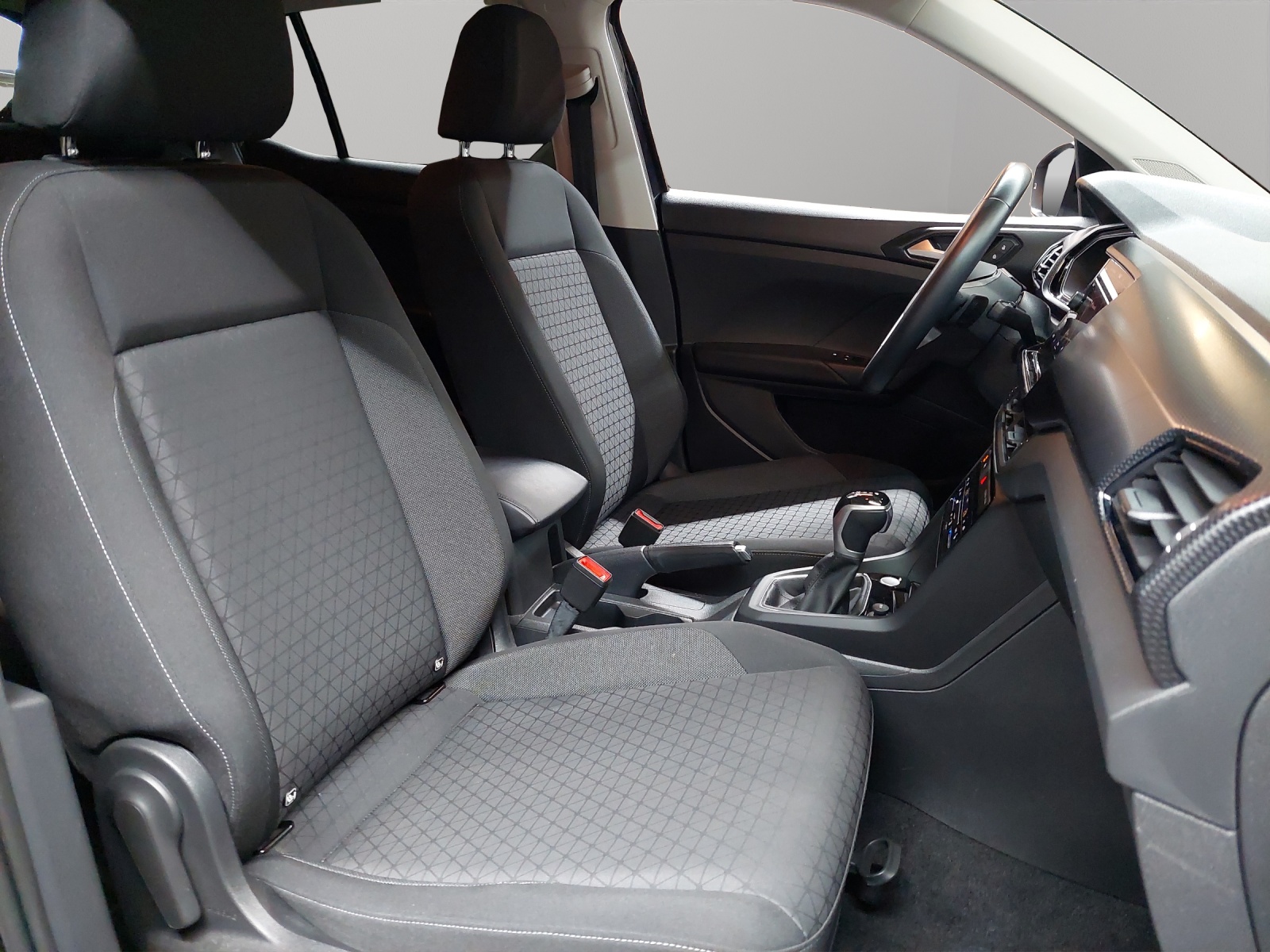 VW T-Cross 1.0 TSI Life DSG-image-8