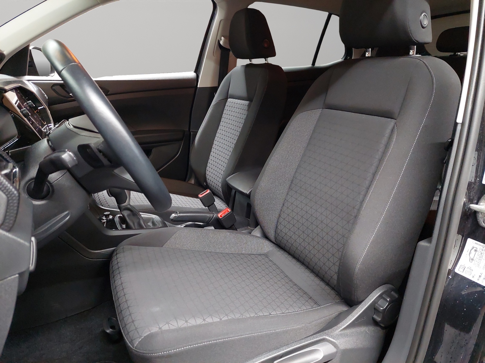 VW T-Cross 1.0 TSI Life DSG-image-5