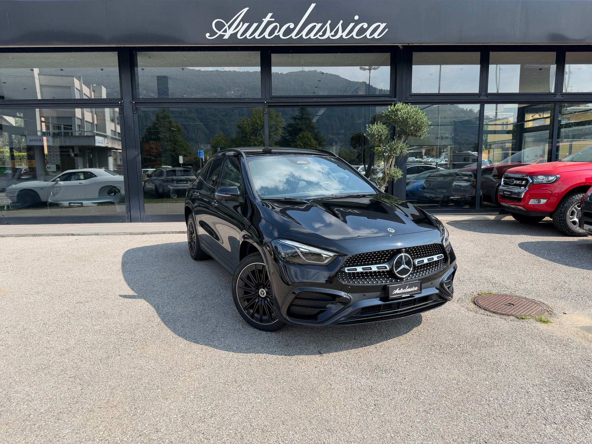 MERCEDES-BENZ GLA 250 e 8G-DCT-image-0
