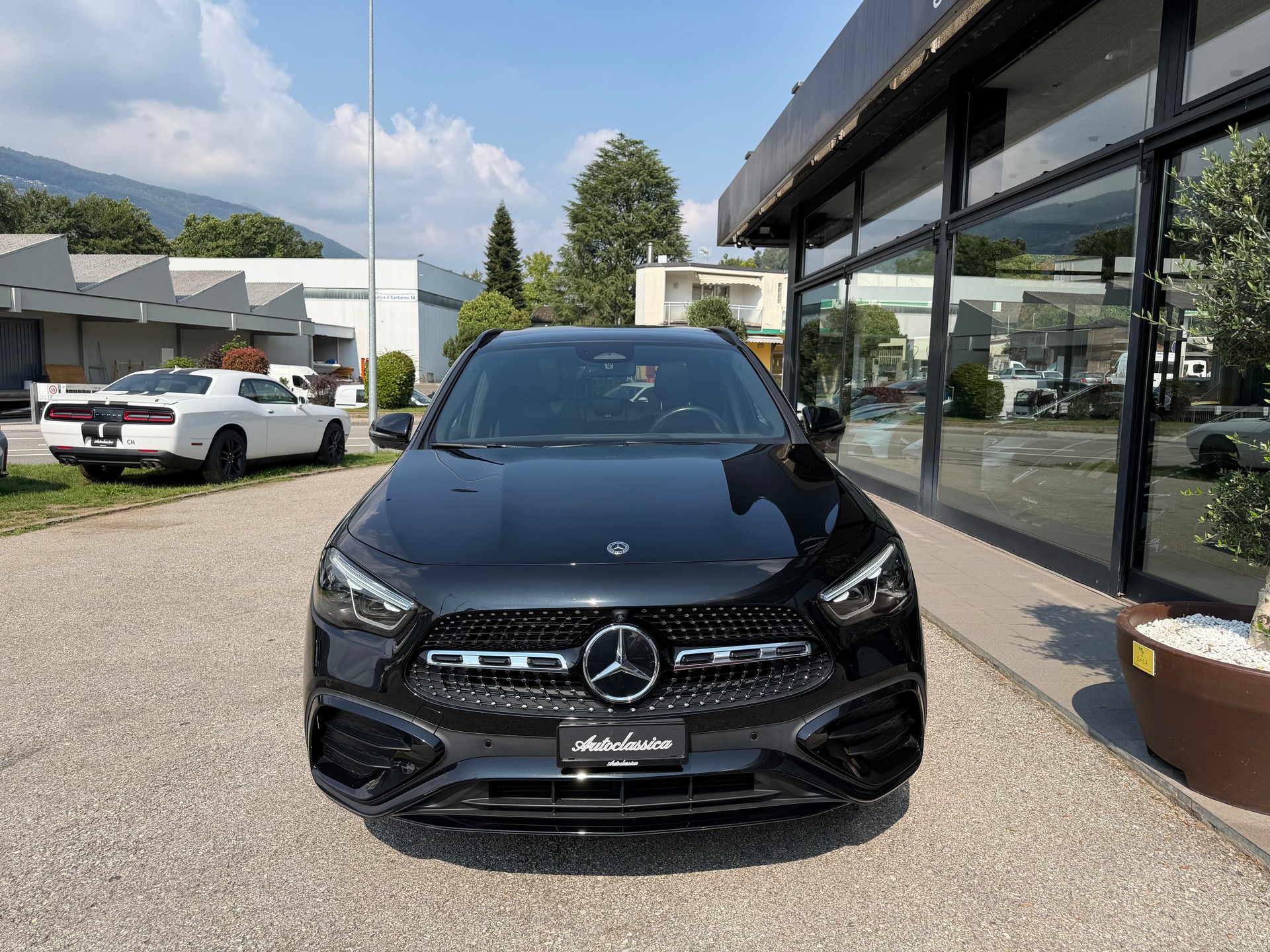 MERCEDES-BENZ GLA 250 e 8G-DCT-image-1