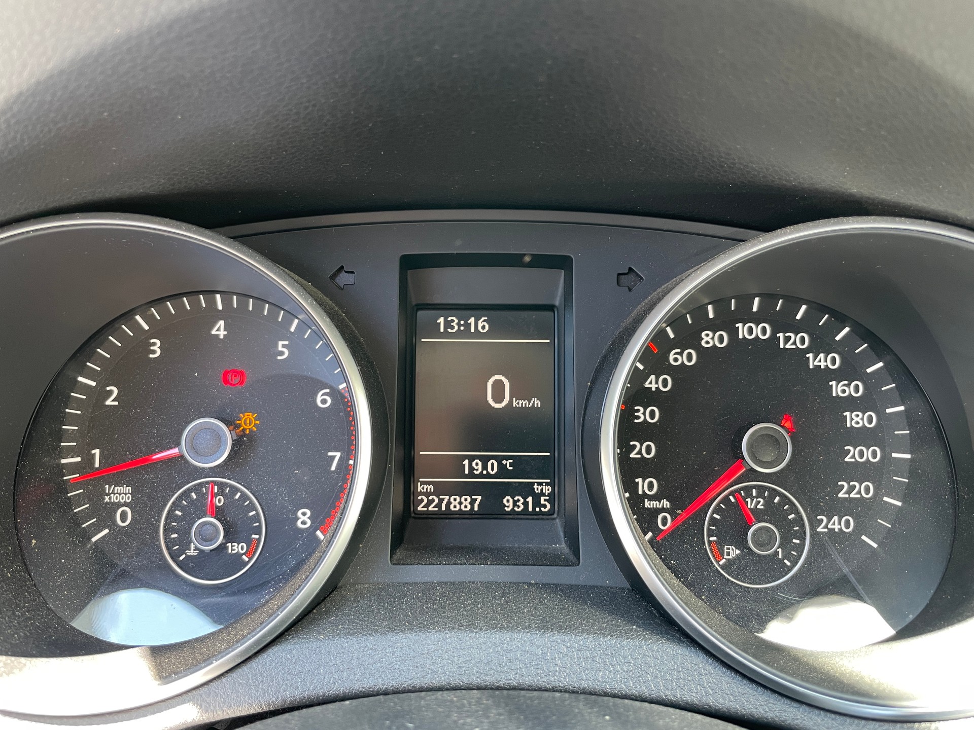 VW Golf 1.4 TSI Highline DSG-image-19
