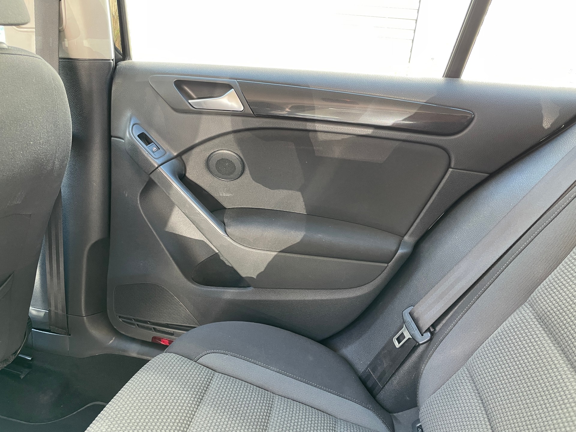 VW Golf 1.4 TSI Highline DSG-image-15