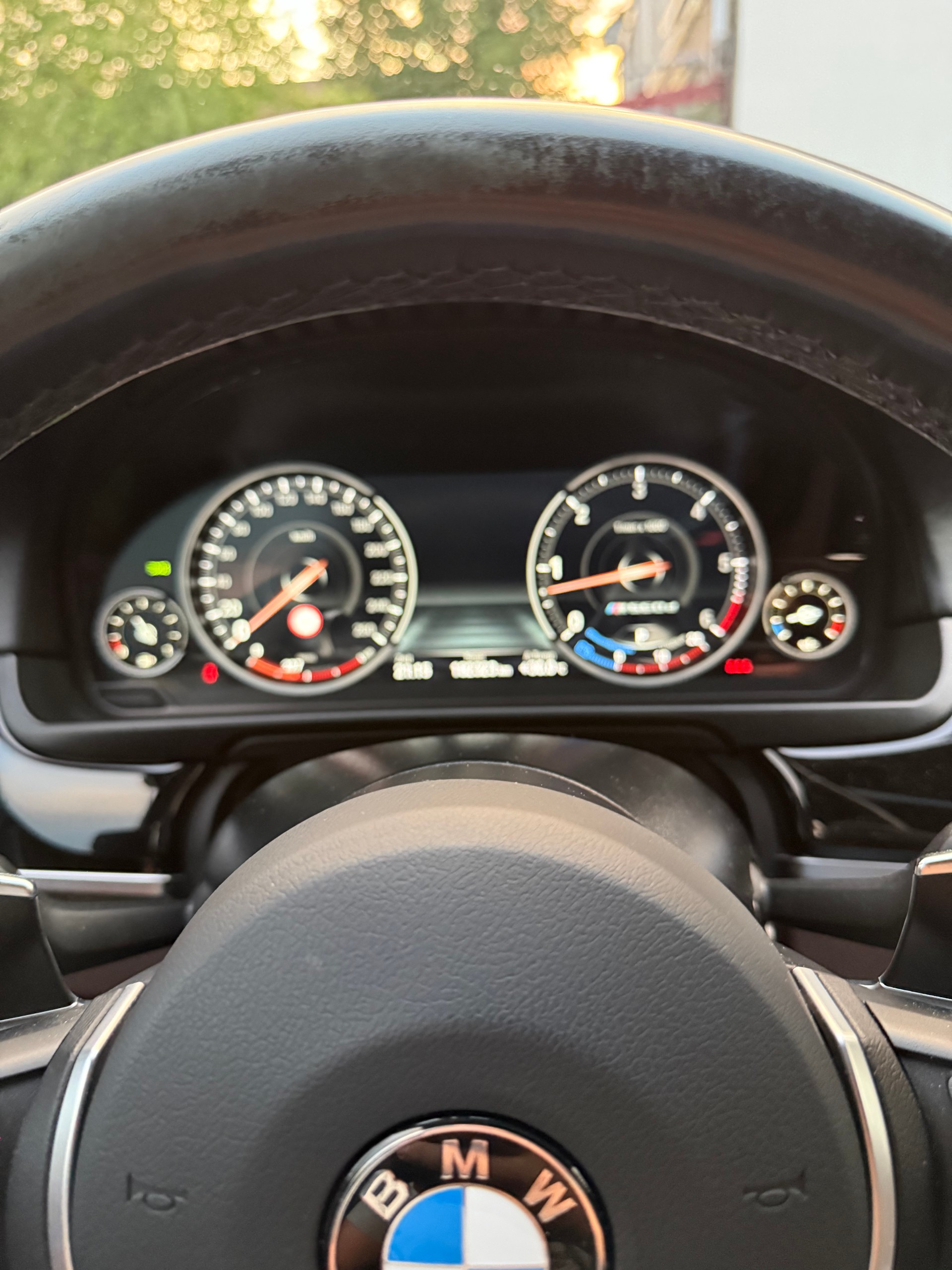 BMW M 550d xDrive-image-4