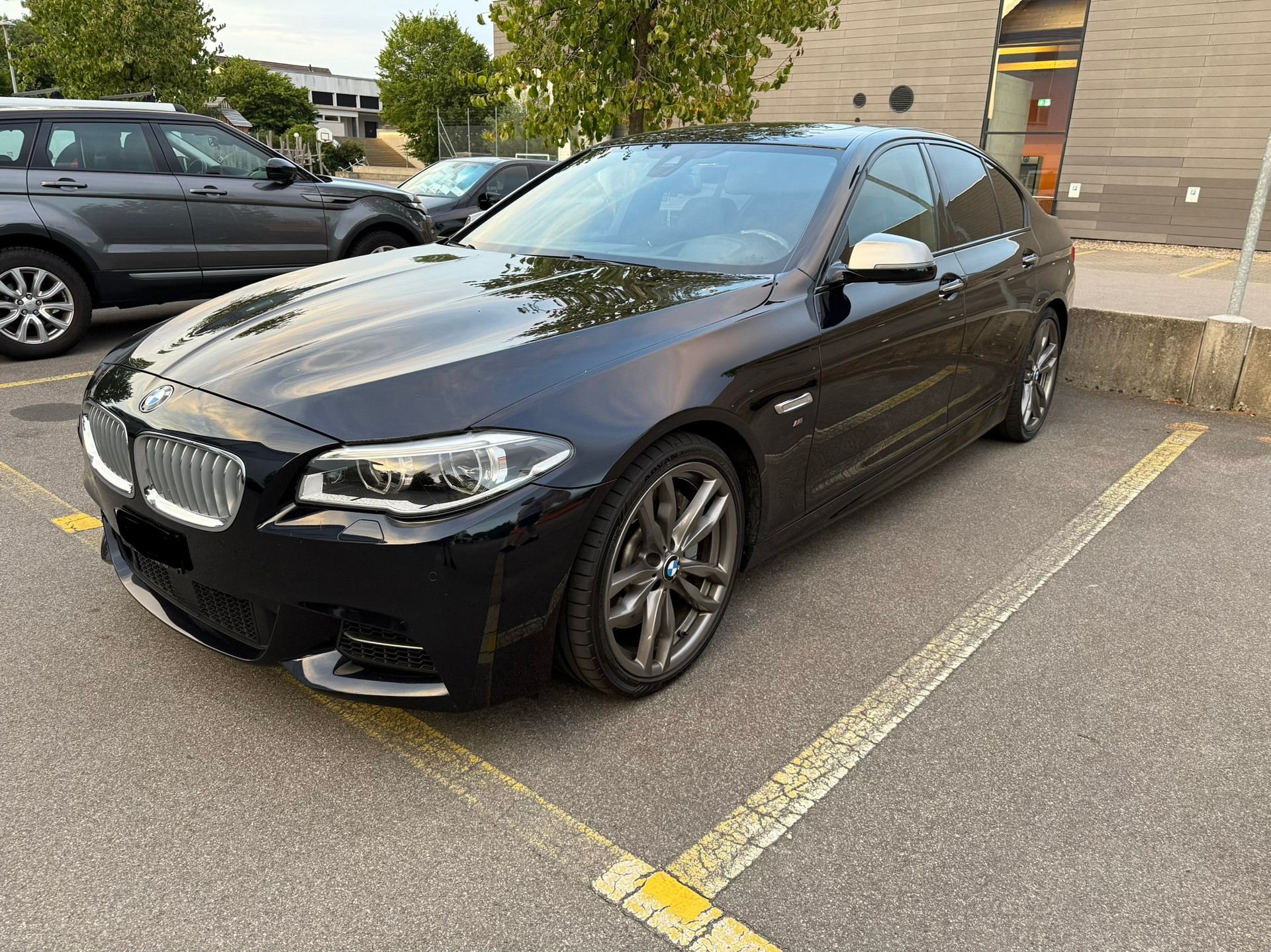 BMW M 550d xDrive-image-1