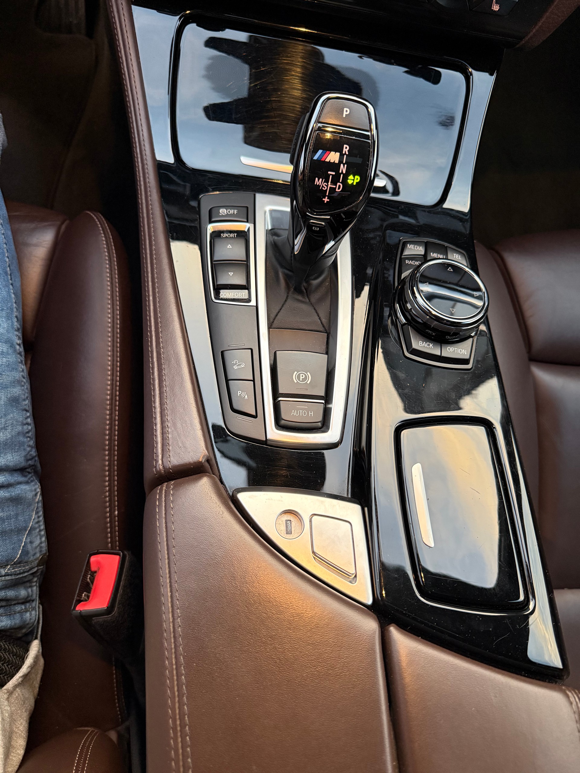 BMW M 550d xDrive-image-5
