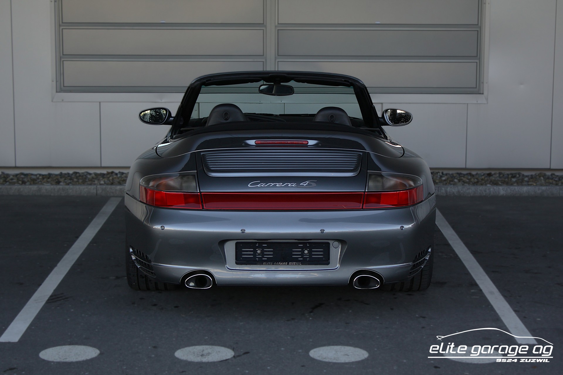 PORSCHE 911 Carrera 4 S Cabrio-image-4