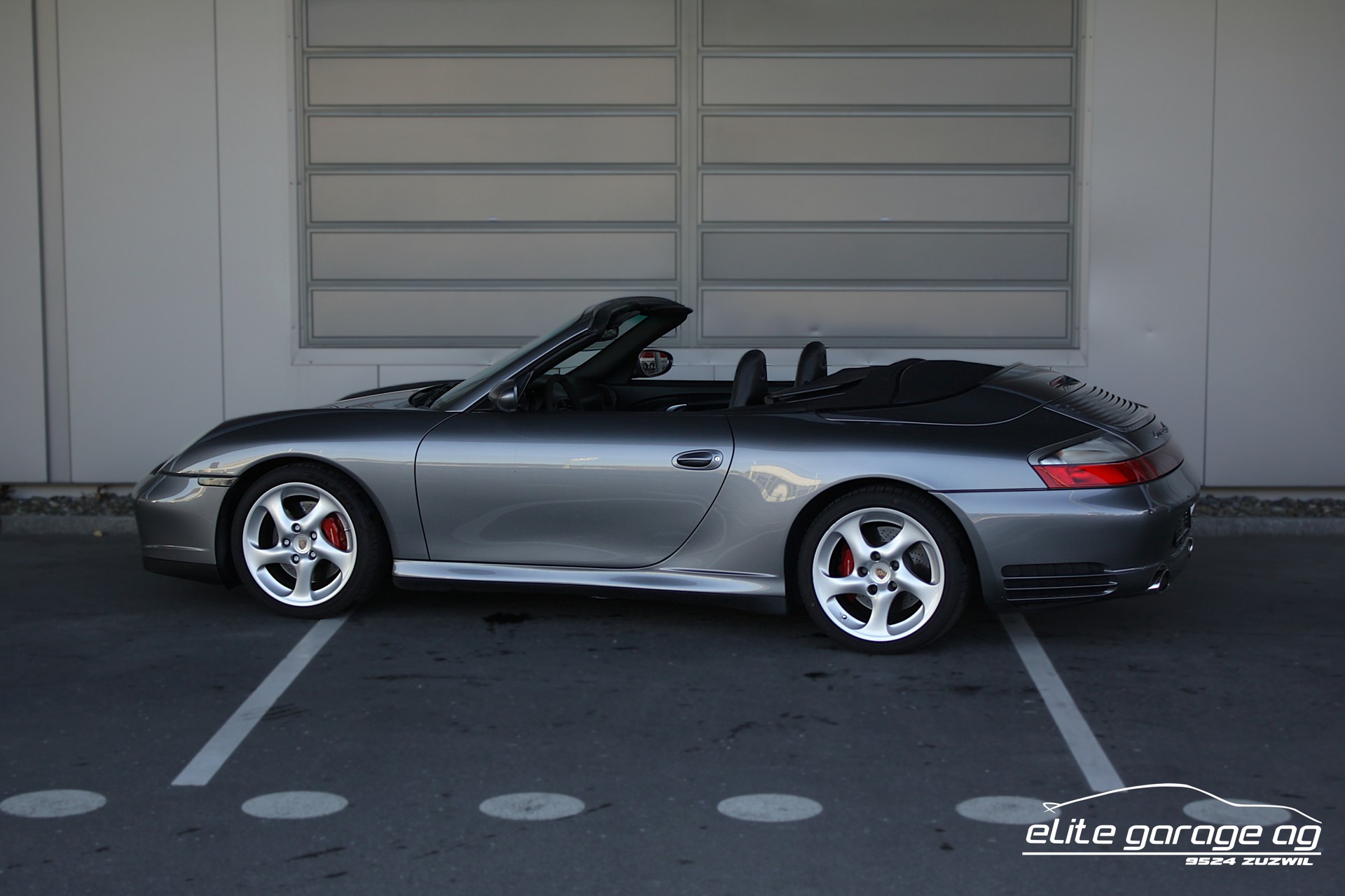 PORSCHE 911 Carrera 4 S Cabrio-image-3