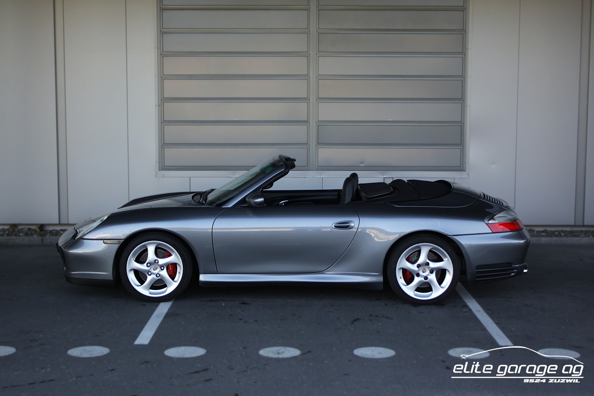 PORSCHE 911 Carrera 4 S Cabrio-image-2