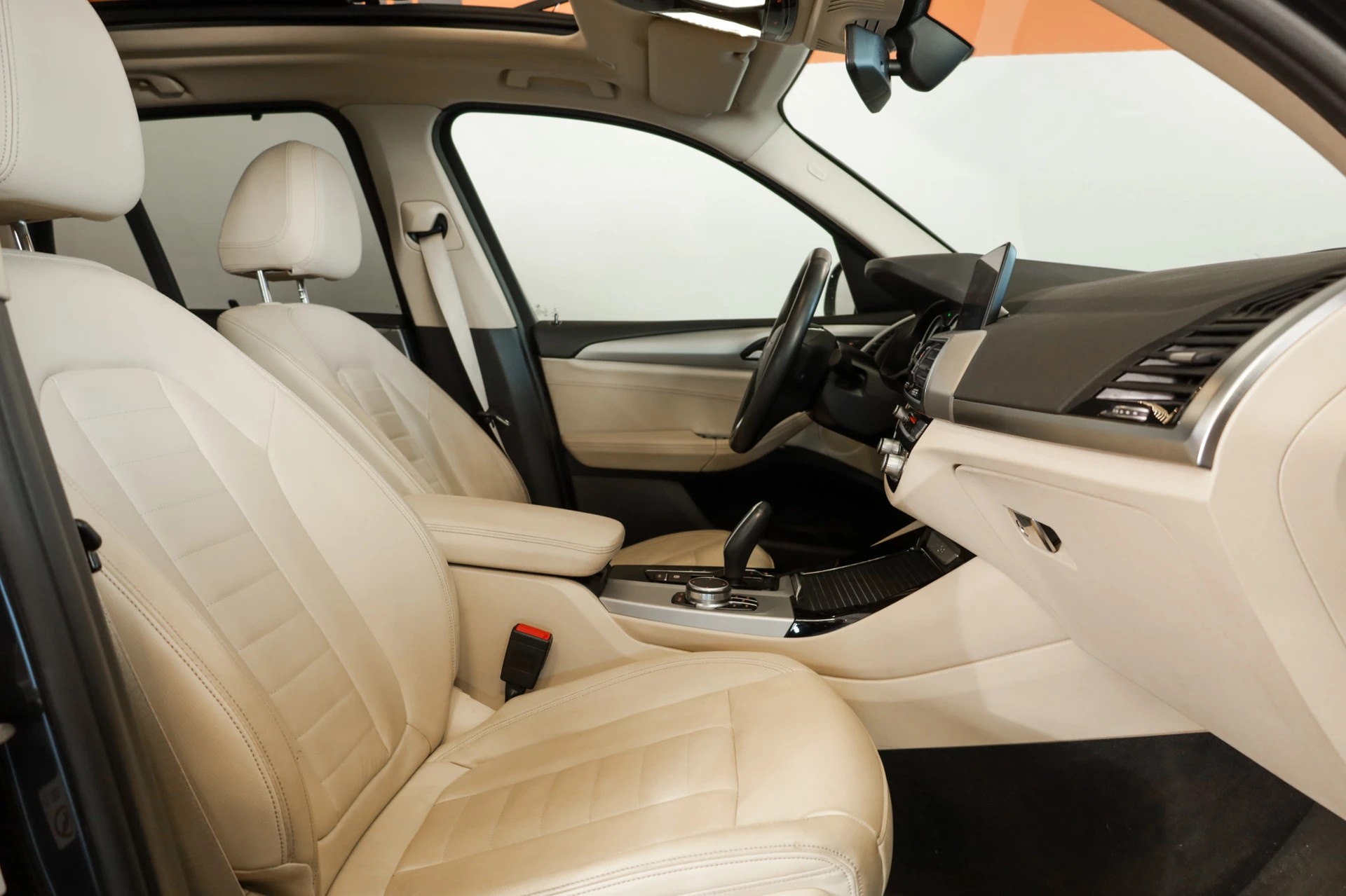 BMW X3 xDrive 20i Steptronic Toit panoramique / Head-Up Display / Driving Assistant Plus-image-8